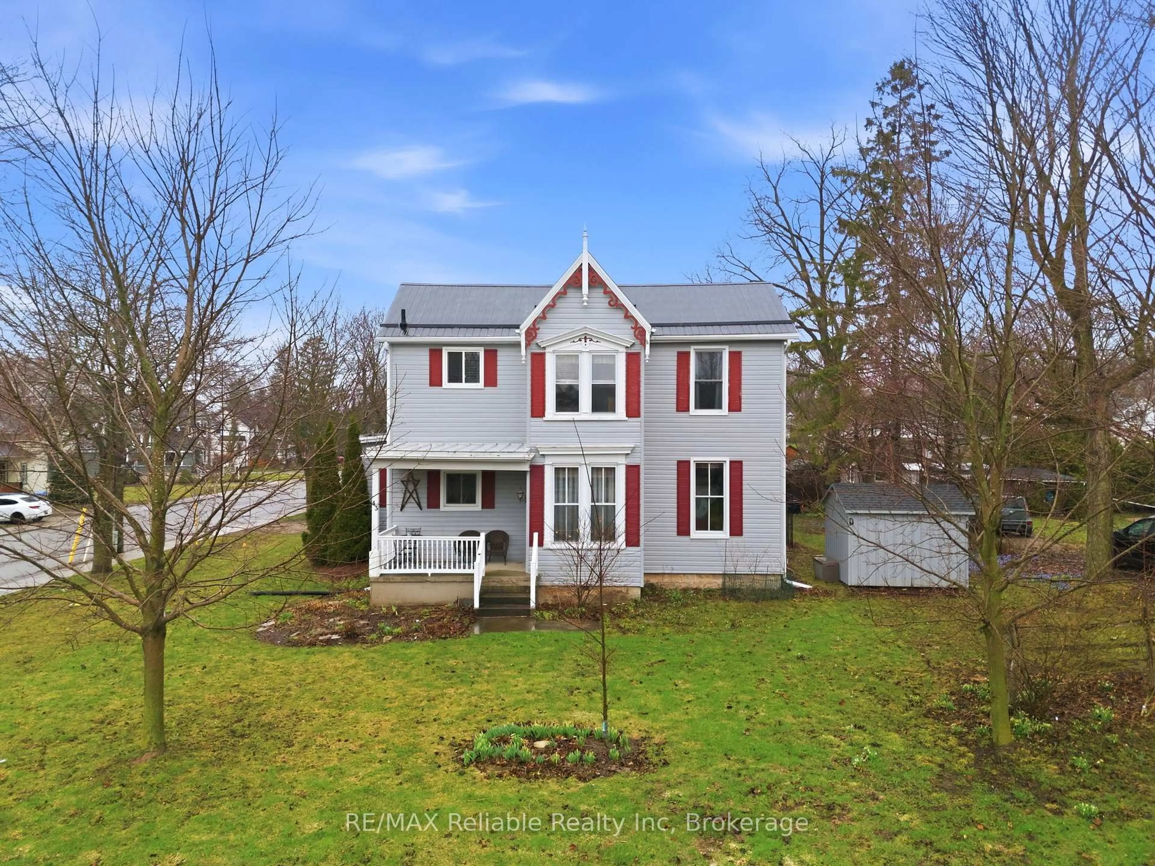 A pic from outside/outdoor area/front of a property/back of a property/a pic from drone, unknown for 43 Jarvis St, Huron East Ontario N0K 1W0