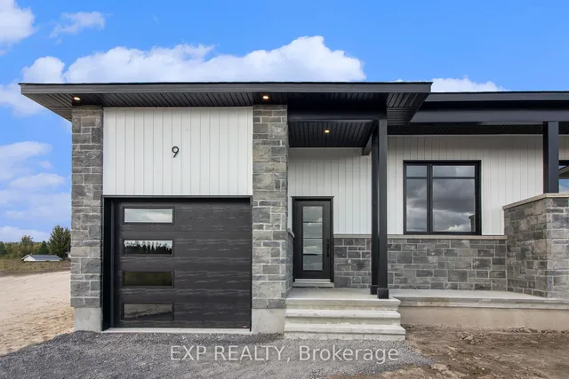 773 Lacroix Rd, Clarence-Rockland 3