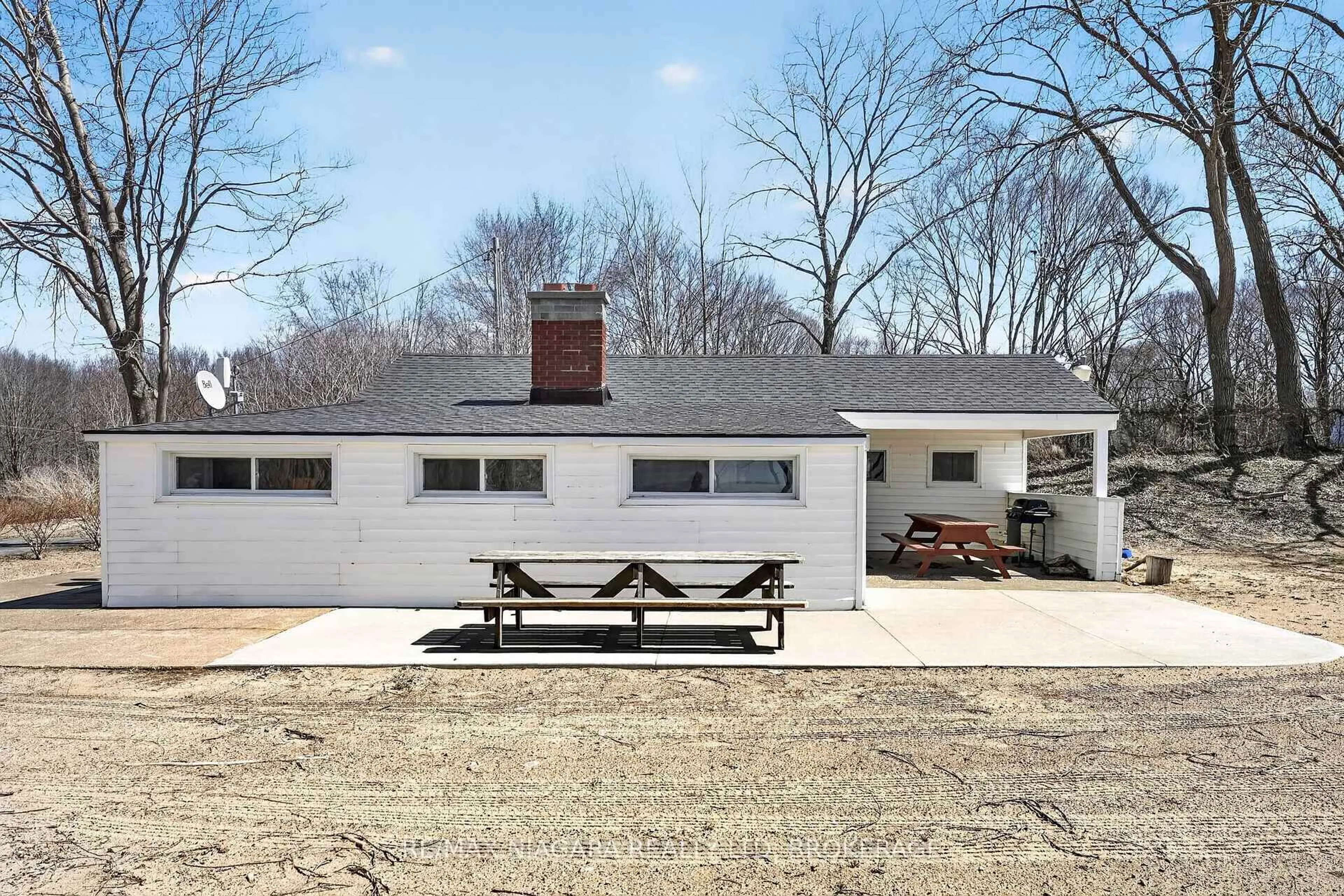 Unknown for 239 Pleasant Beach Rd, Port Colborne Ontario L0S 1R0