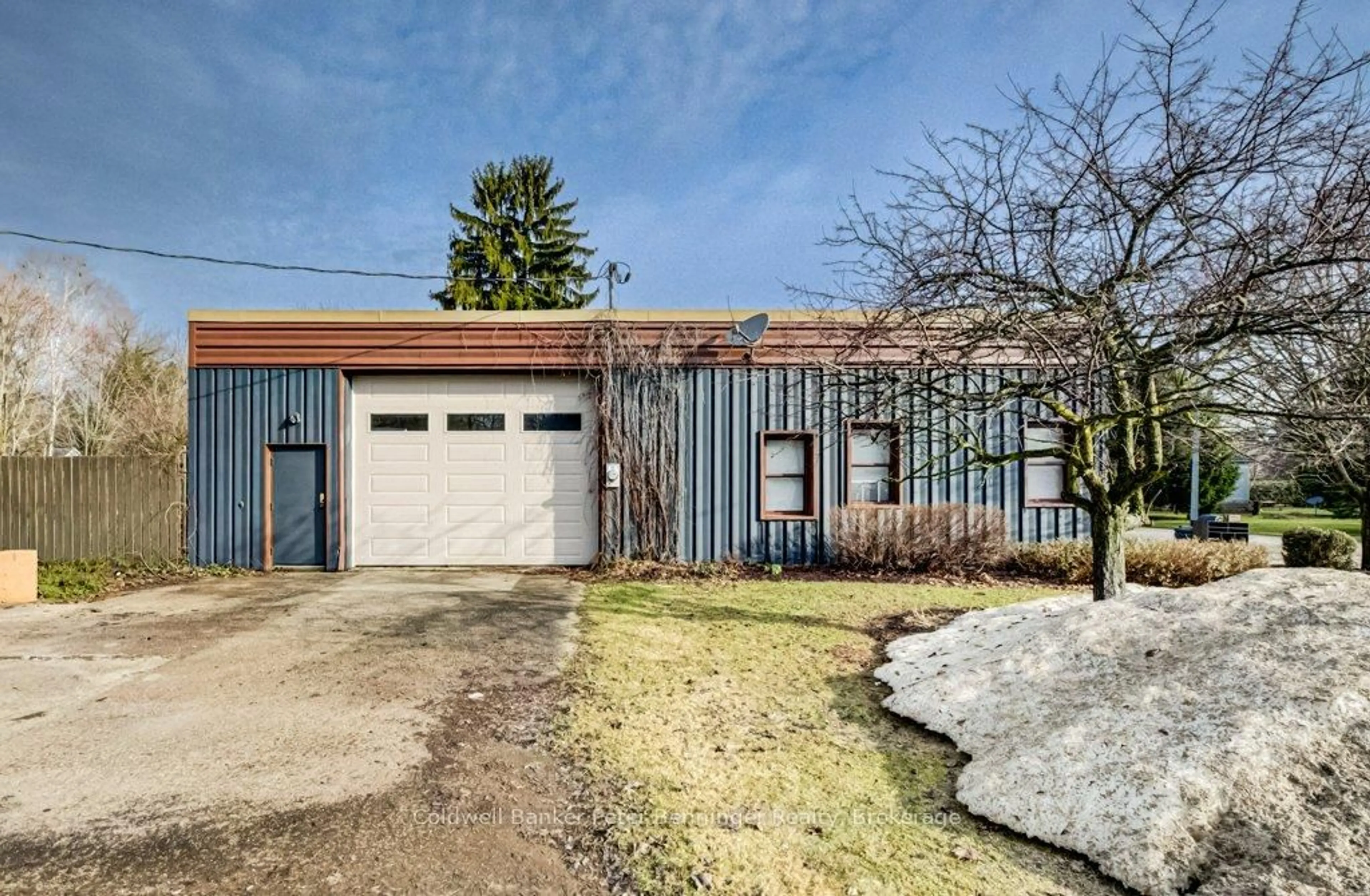 Unknown for 425 Mary St, Brockton Ontario N0G 2V0