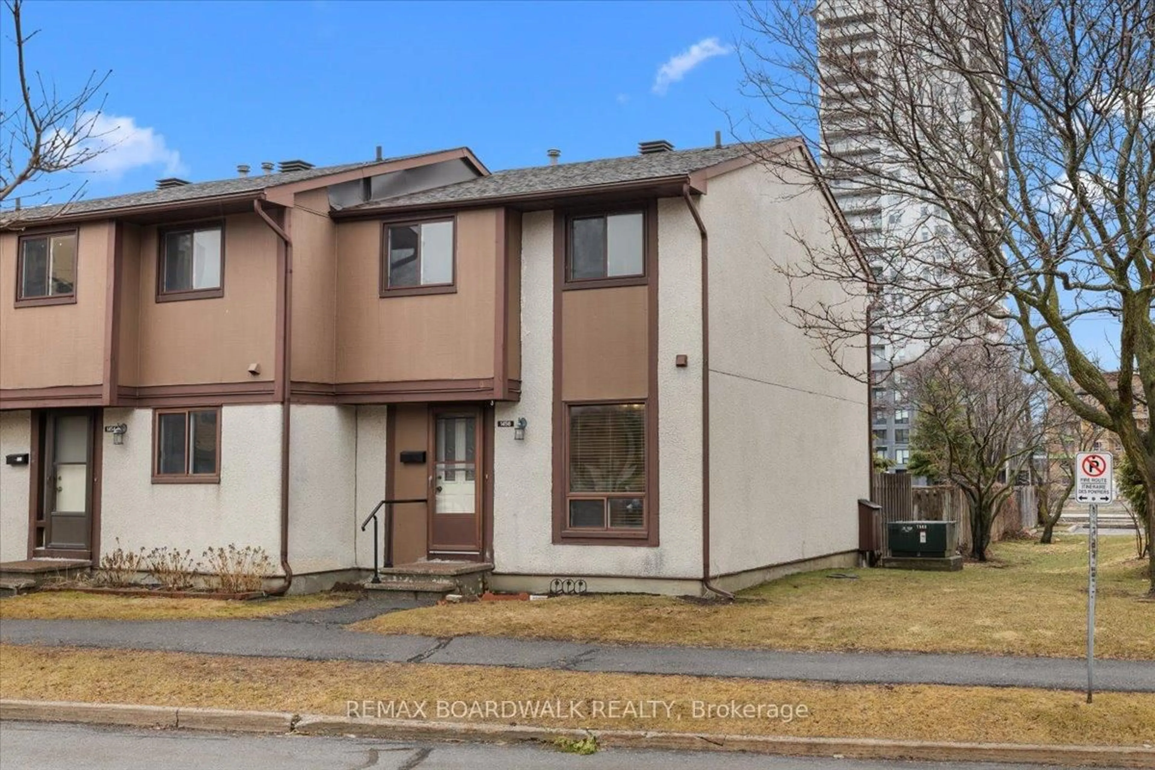 Unknown for 1456 Murdock Gate, Ottawa Ontario K1J 8R5