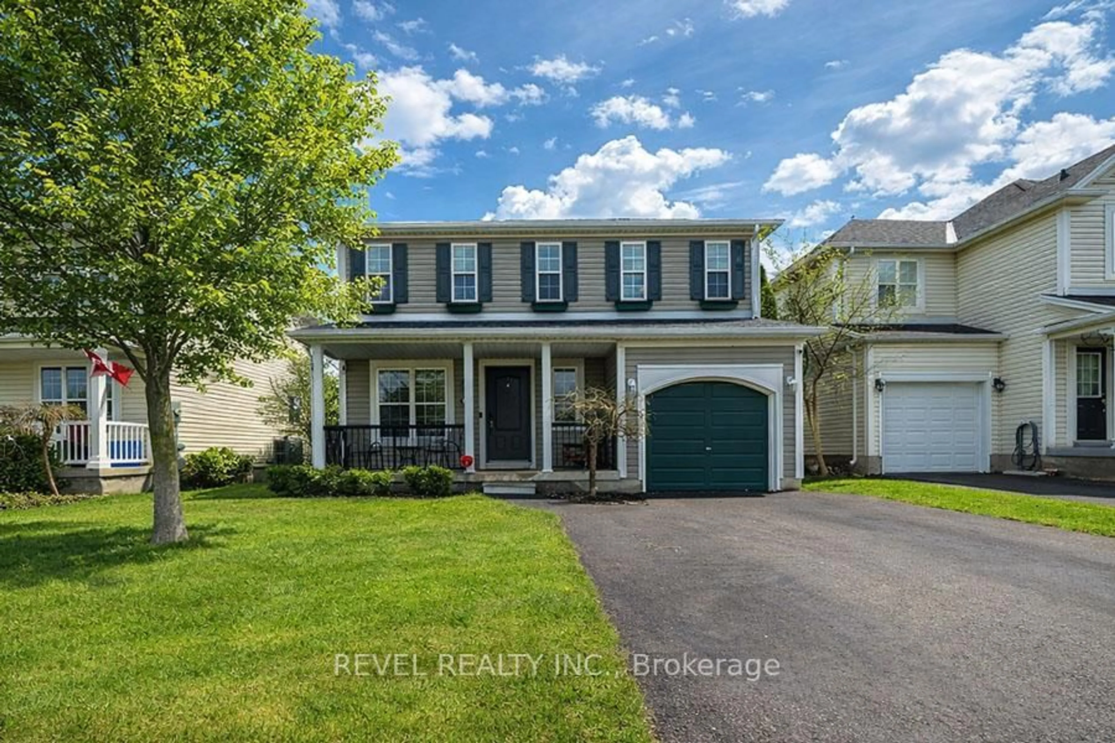 Home with vinyl exterior material, street for 47 Stowe Terr, Brantford Ontario N3T 6P2