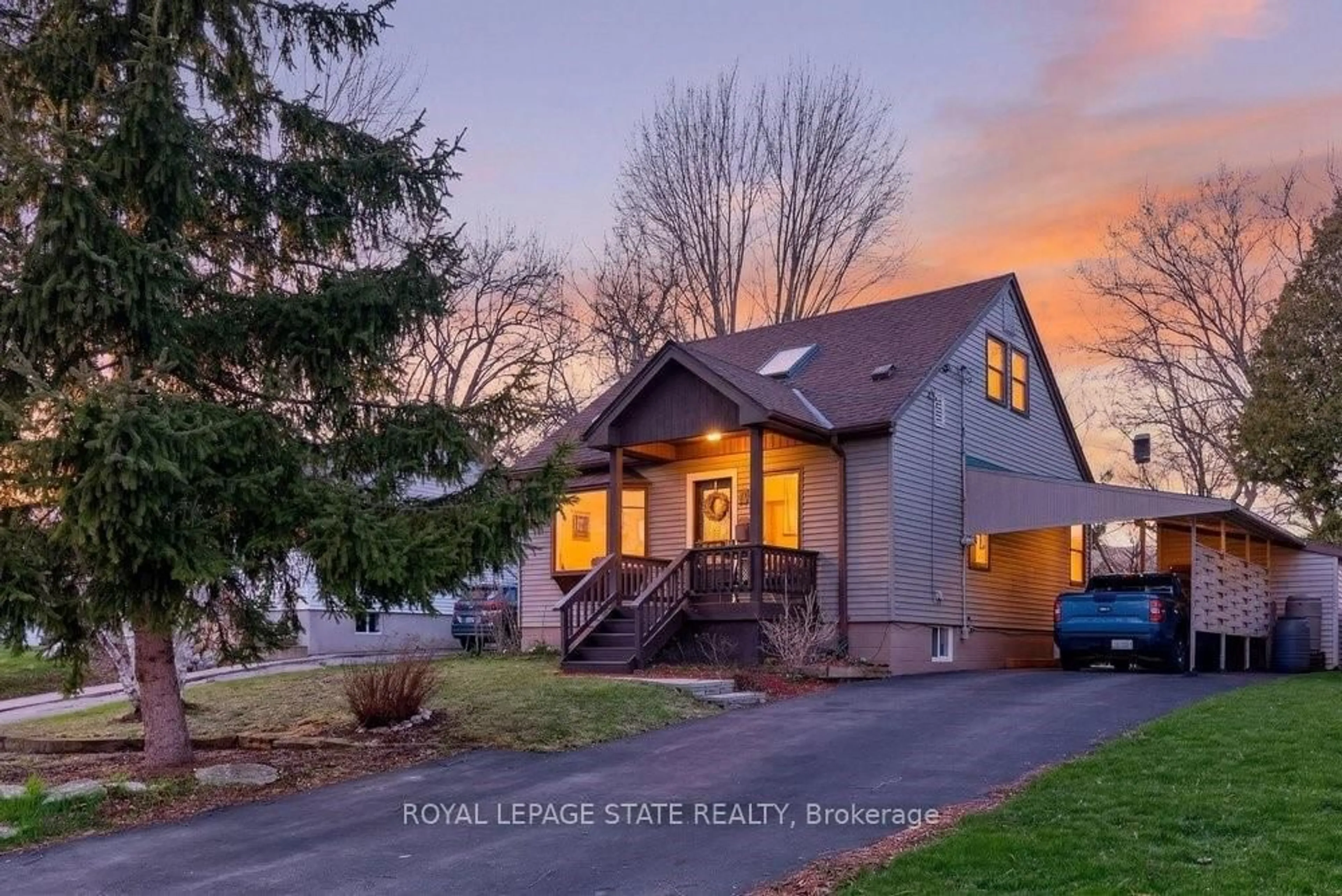 Unknown for 9 Morton Ave, Hamilton Ontario L9H 2P4