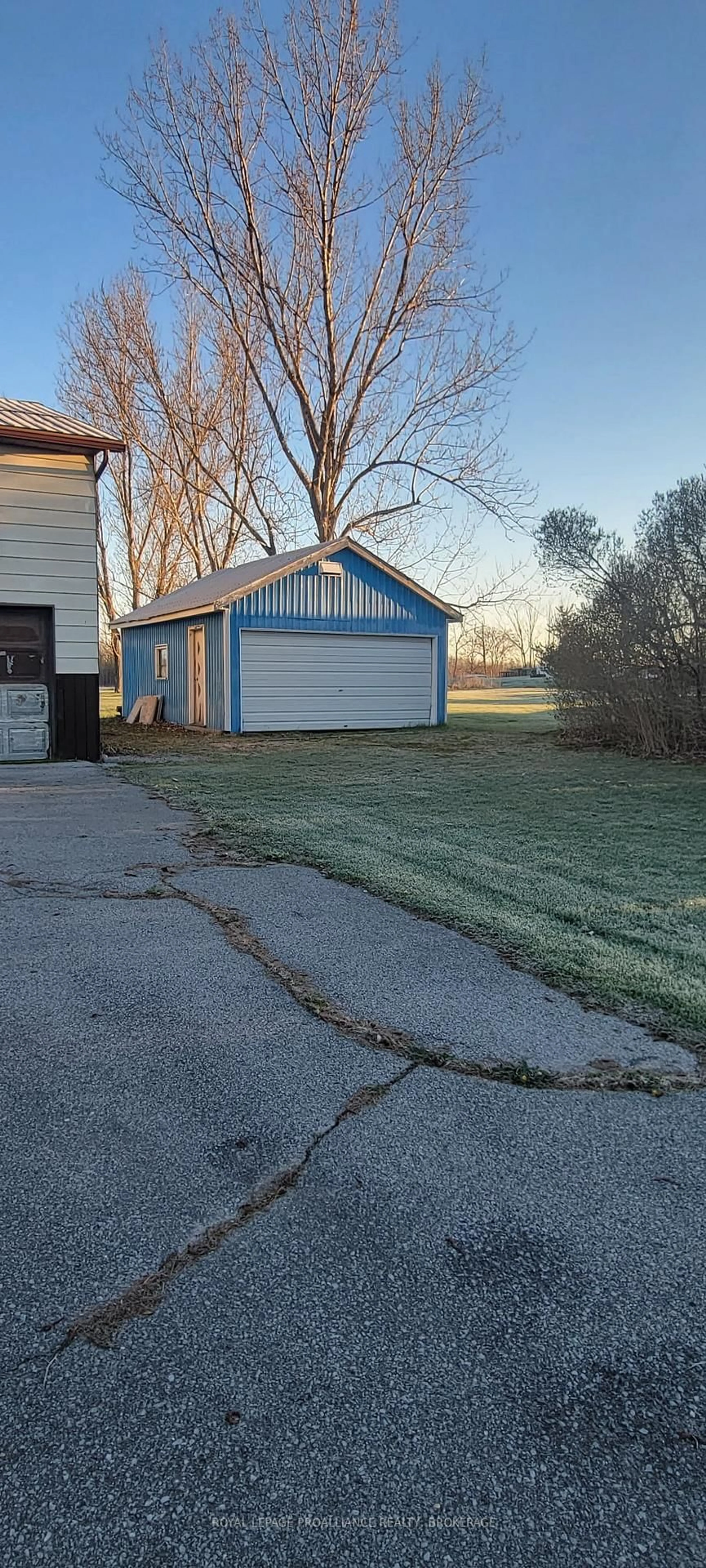 Shed for 261 Shane St, Bissett Creek Ontario K0H 2H0