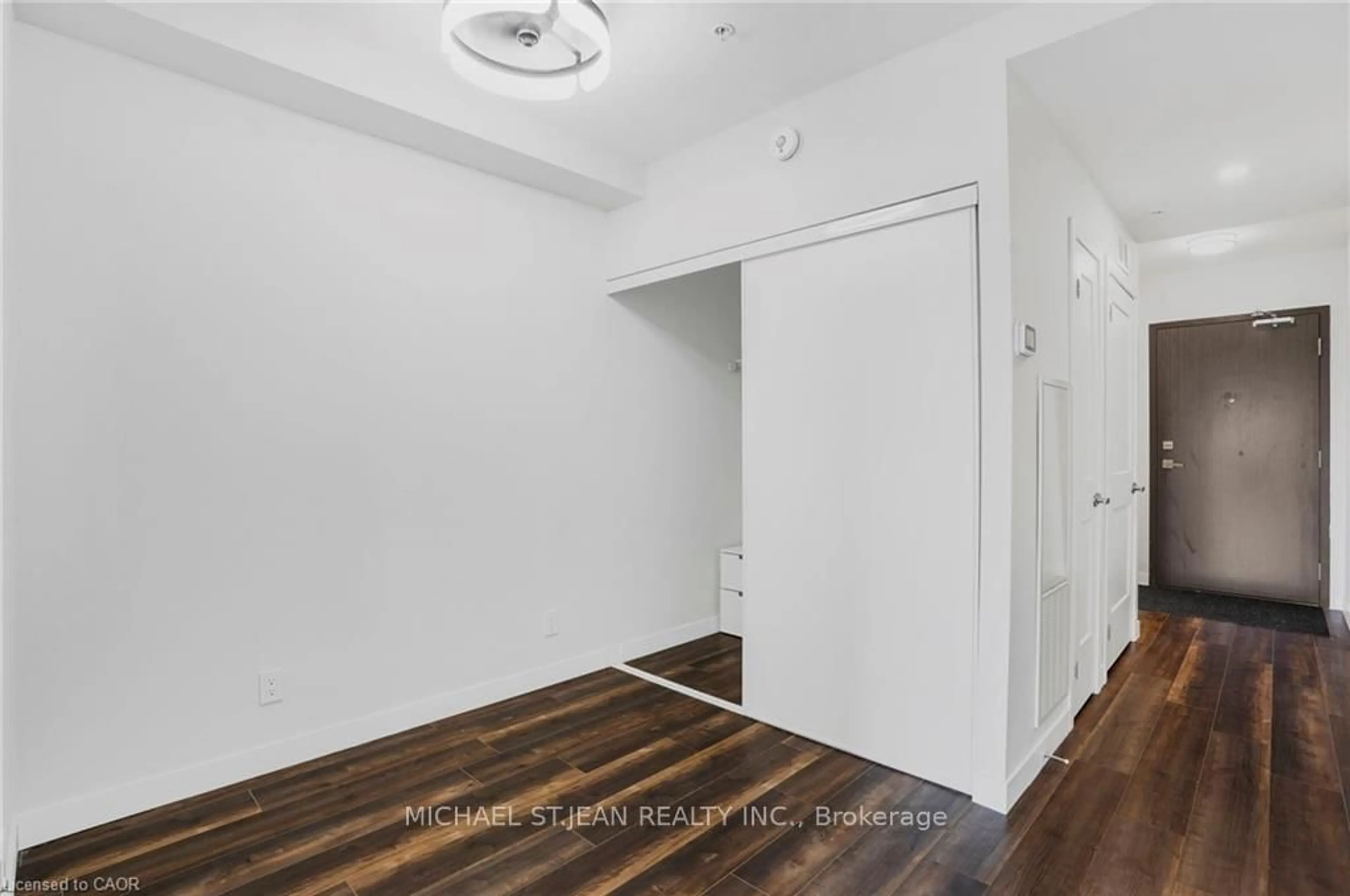 Unknown for 15 Queen St #1204, Hamilton Ontario L8P 3R6