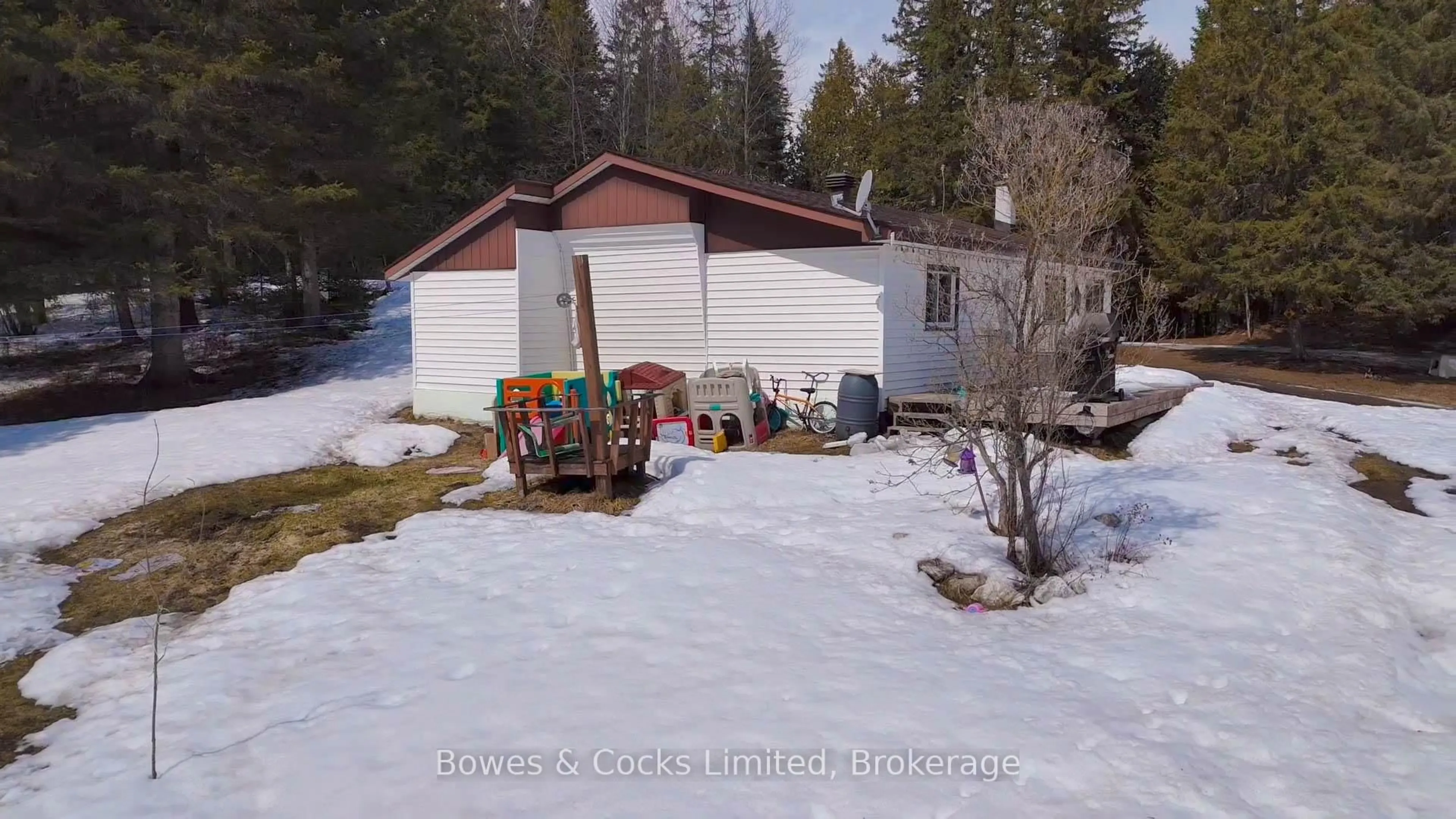 A pic from outside/outdoor area/front of a property/back of a property/a pic from drone, unknown for 1046 Detlor Rd, Bancroft Ontario K0L 2L0