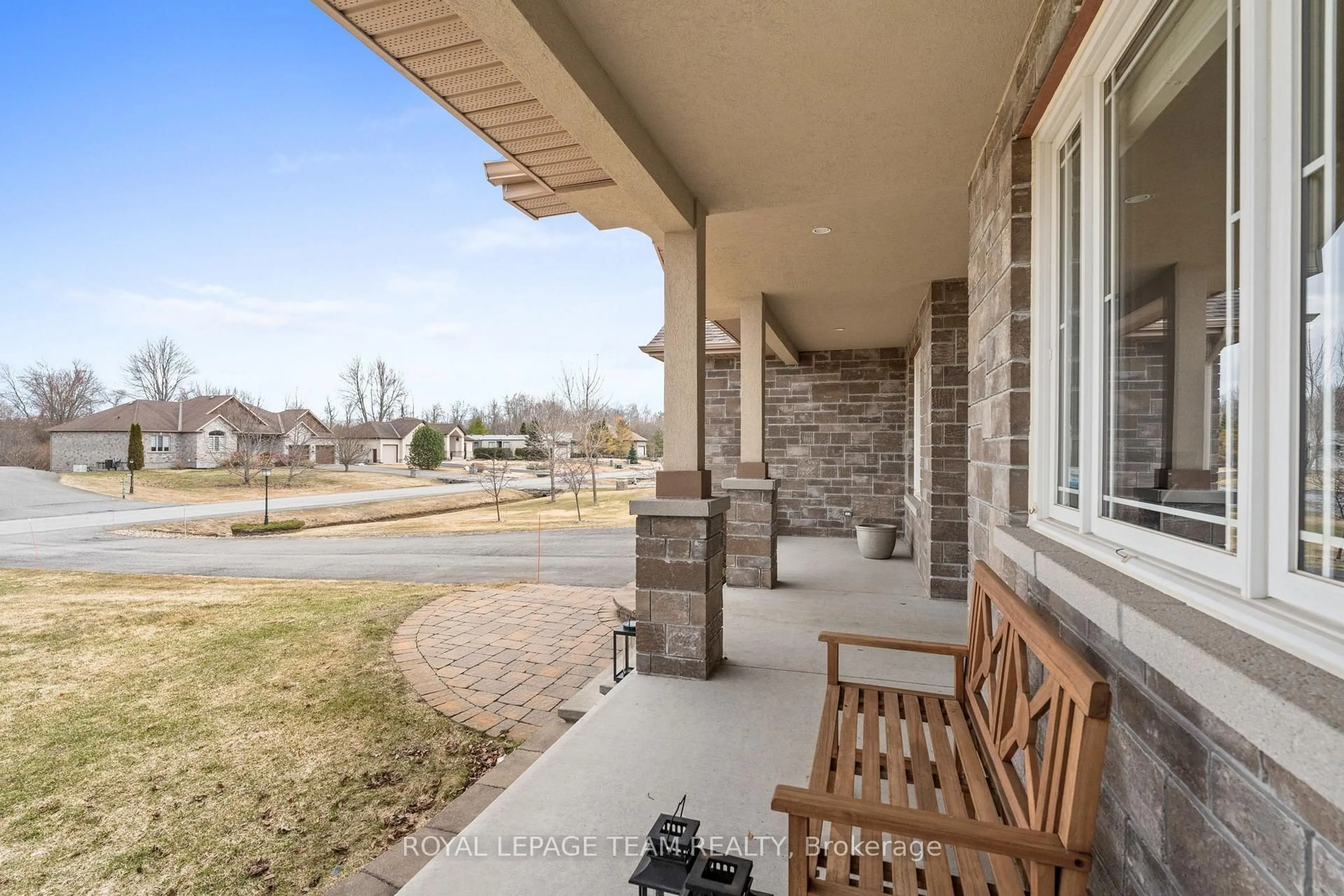 Patio, street for 6673 Pebble Trail Way, Greely Ontario K4P 0B6