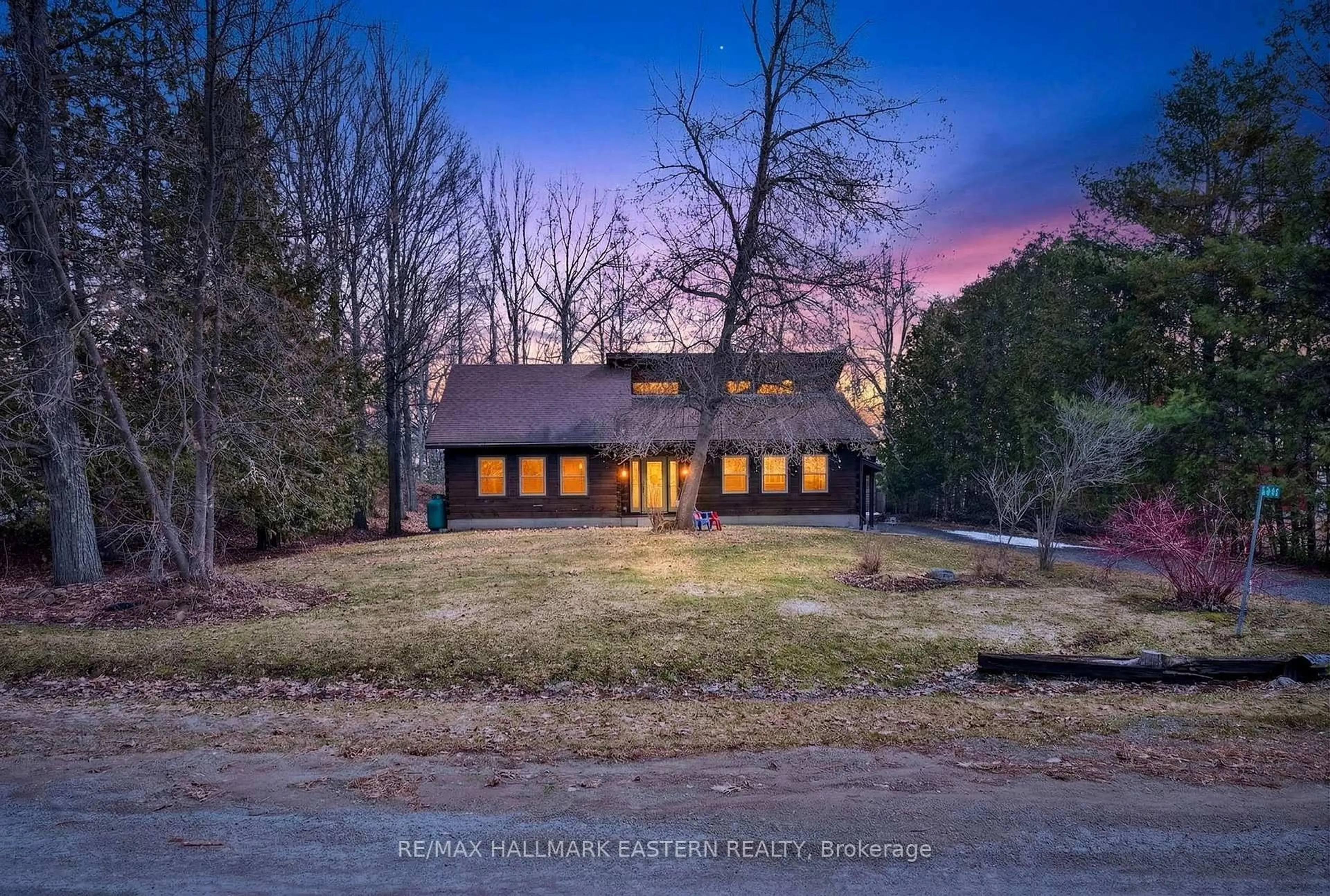 A pic from outside/outdoor area/front of a property/back of a property/a pic from drone, street for 2644 Mary Nichol's Rd, Selwyn Ontario K0L 2H0