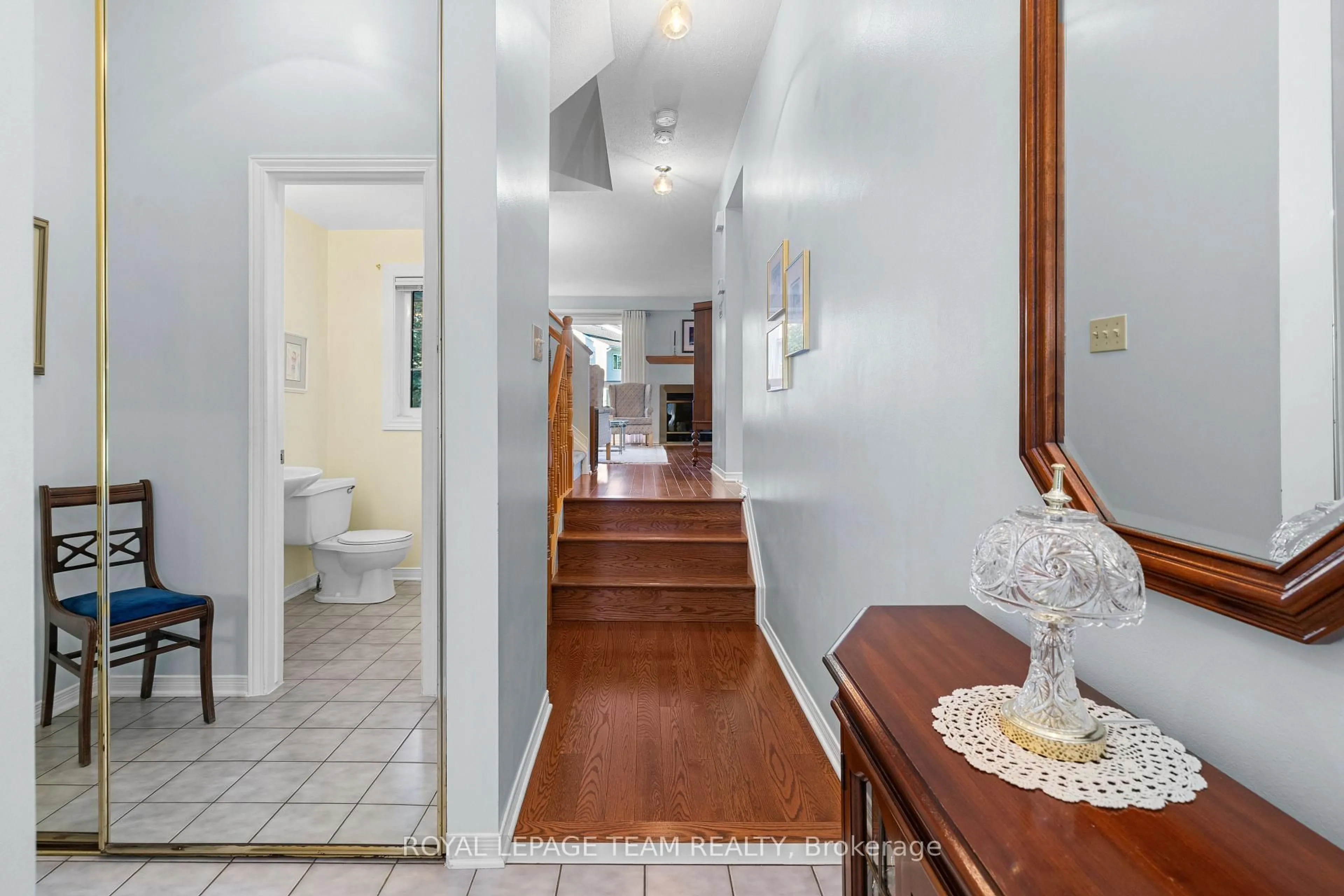 Indoor foyer for 68 Grandcourt Dr #31, Ottawa Ontario K2G 5W9