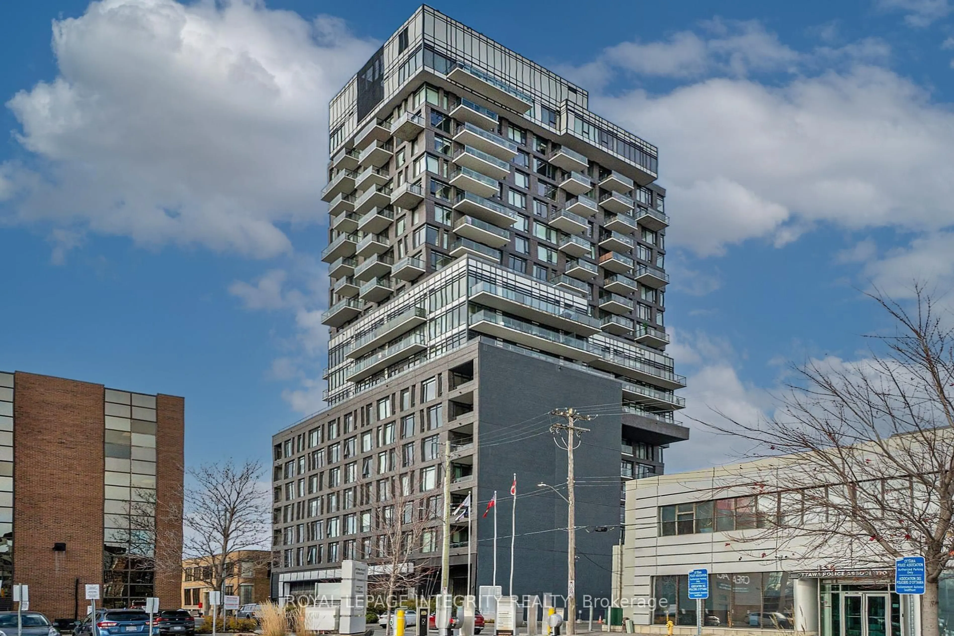 Unknown for 203 CATHERINE St #1006, Ottawa Ontario K2P 1J5