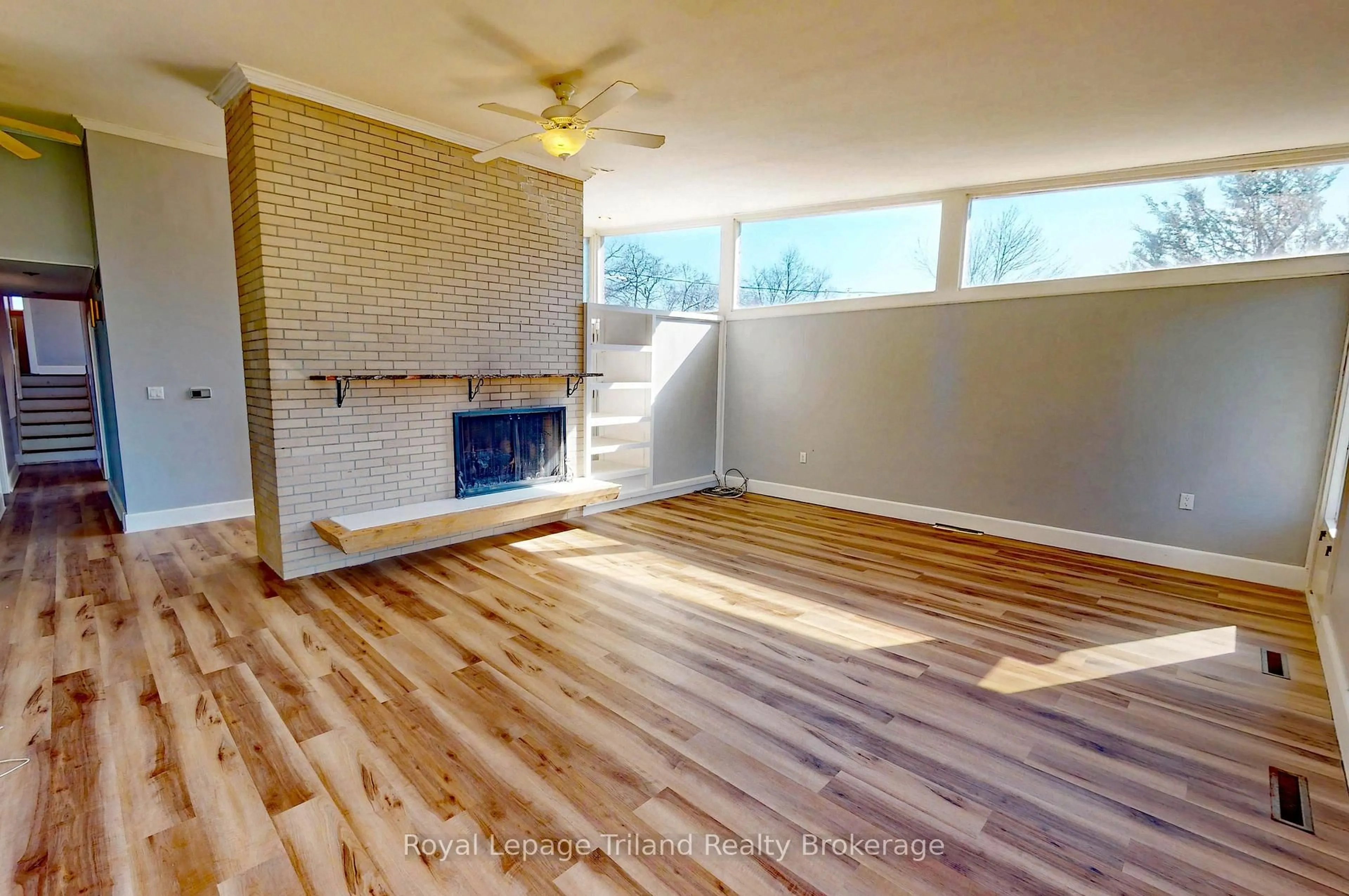 A pic of a room for 256 St George Lane, Norfolk Ontario N4B 2J5