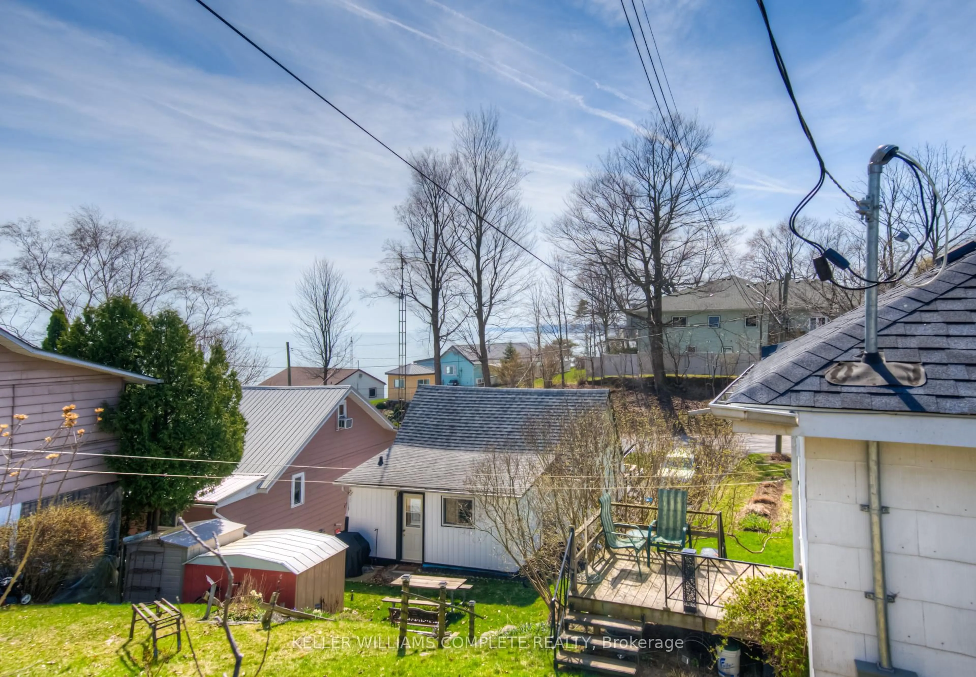 A pic from outside/outdoor area/front of a property/back of a property/a pic from drone, street for 11C Glenwood St, Norfolk Ontario N0E 1N0