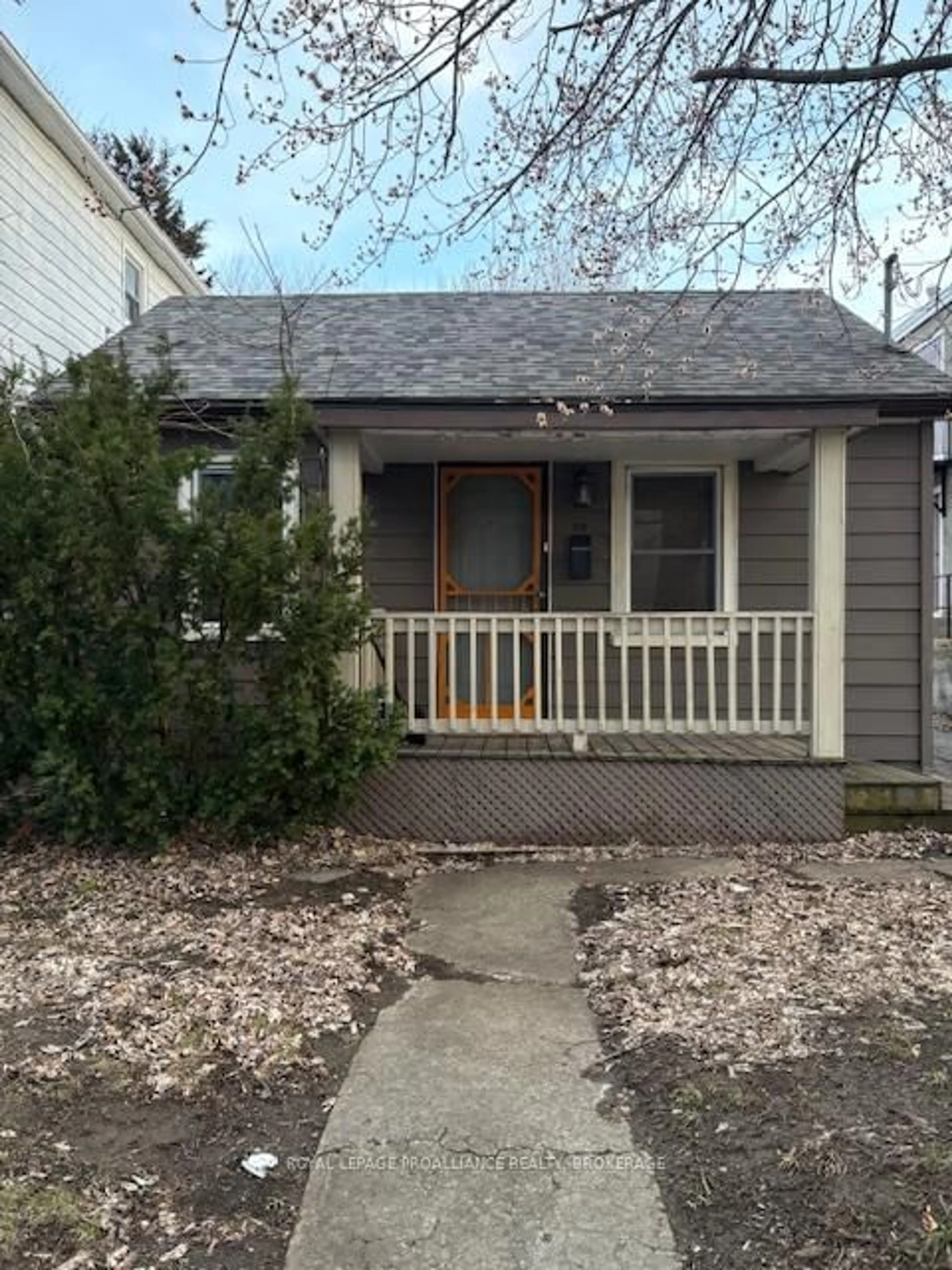 Home with vinyl exterior material, street for 80 Joseph St, Kingston Ontario K7K 2H7