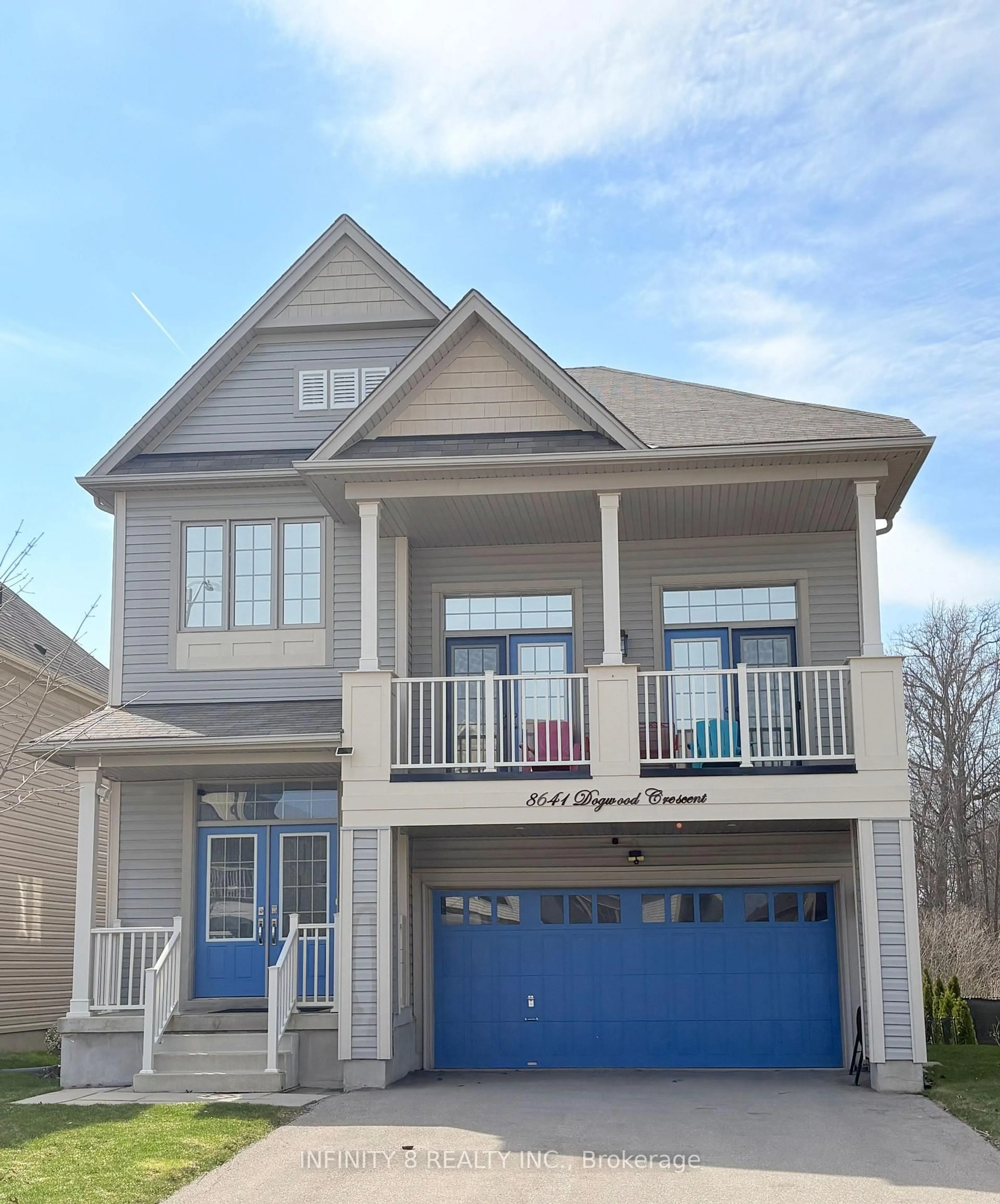 Home with vinyl exterior material, street for 8641 Dogwood Cres, Niagara Falls Ontario L2H 0K7