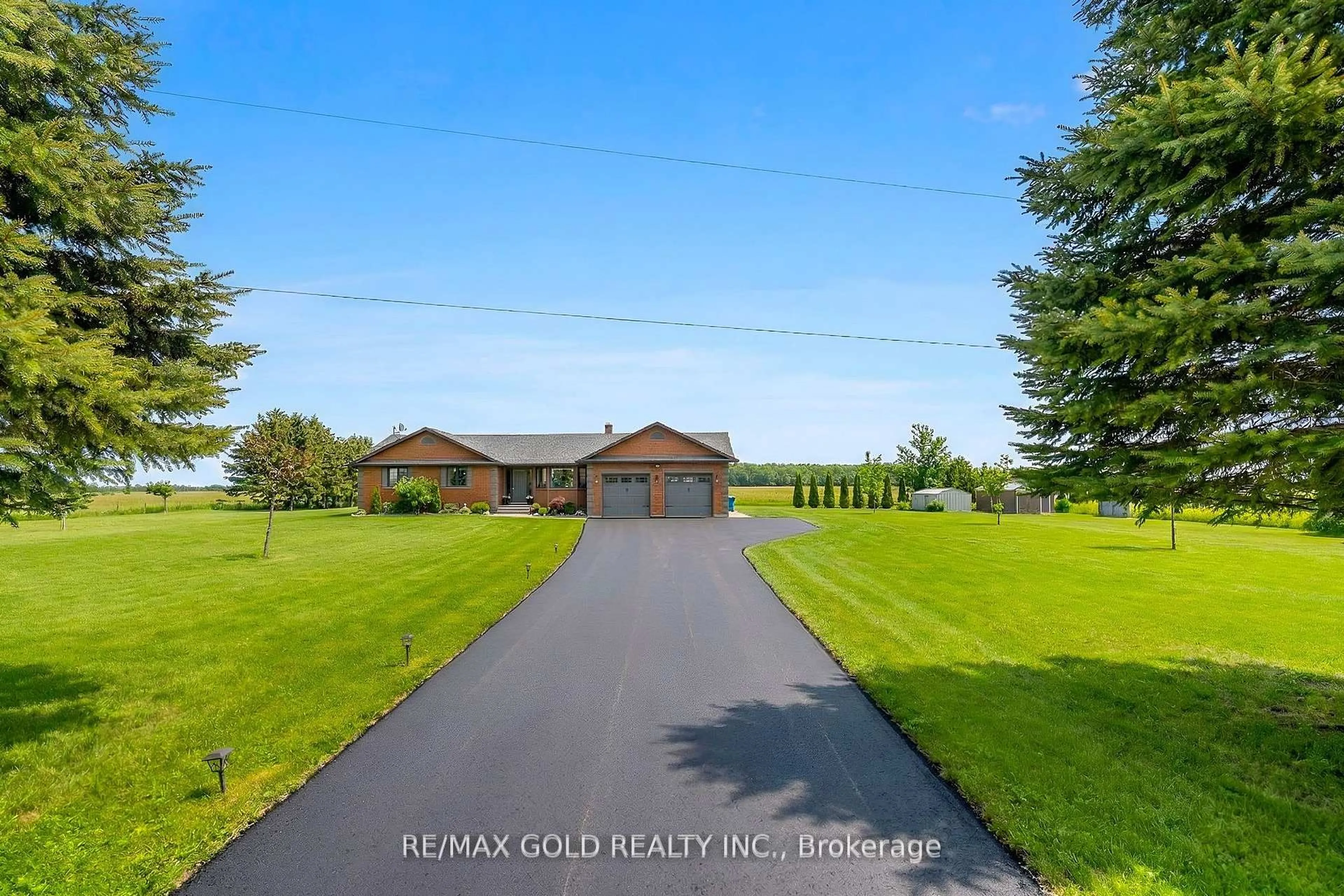 A pic from outside/outdoor area/front of a property/back of a property/a pic from drone, water/lake/river/ocean view for 554421 Mono - Amaranth Townline, Mono Ontario L9W 5M8