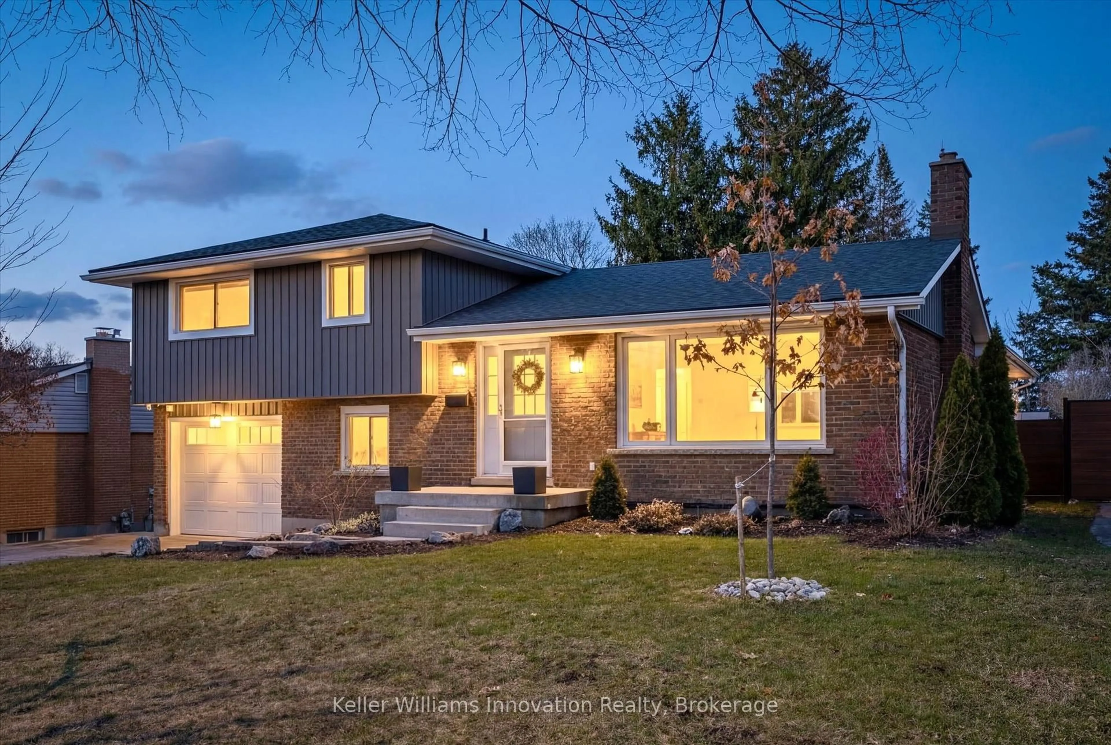 Home with brick exterior material, street for 316 Dale Cres, Waterloo Ontario N2J 3Y3