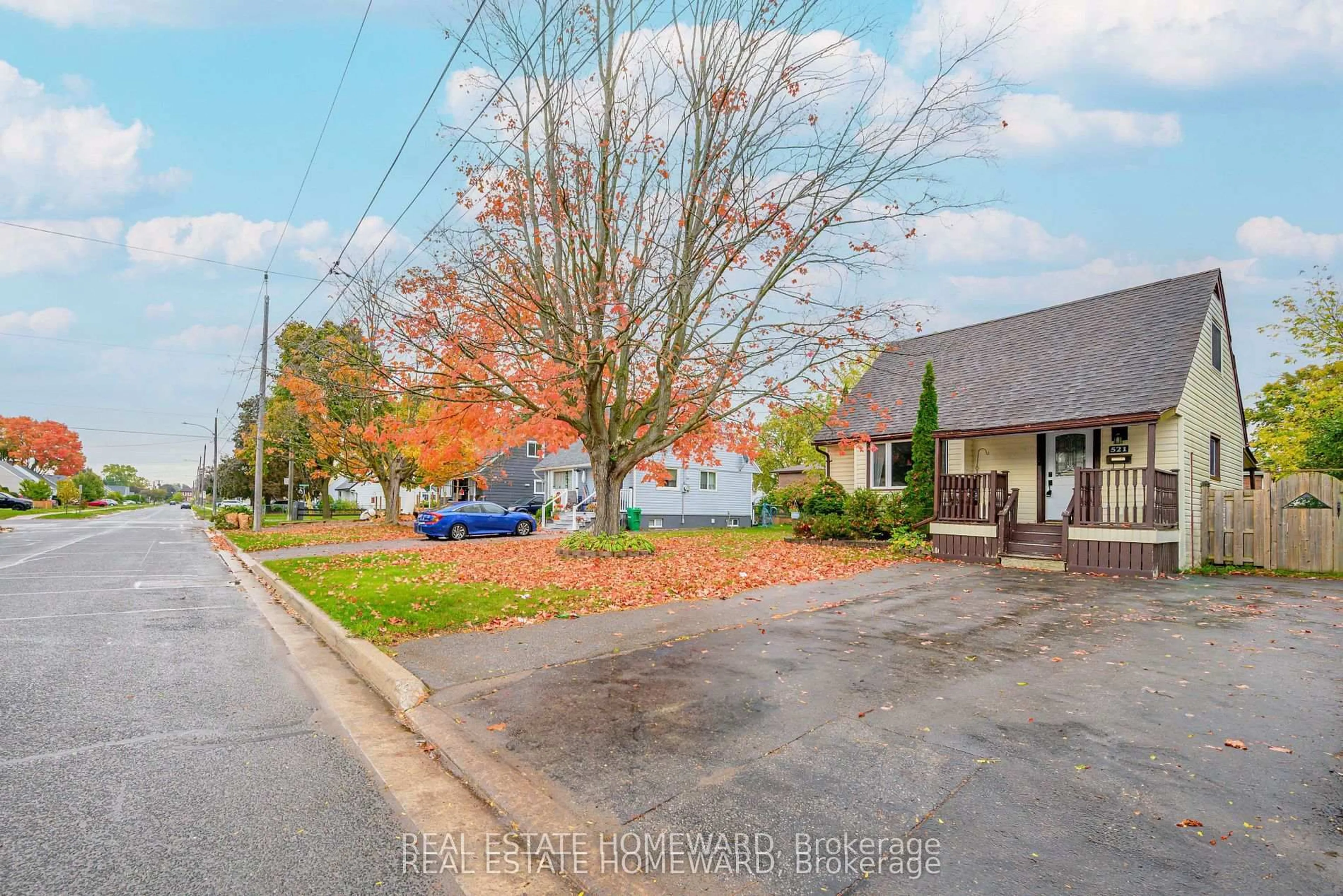 A pic from outside/outdoor area/front of a property/back of a property/a pic from drone, street for 521 O'Connell Rd, Peterborough Ontario K9J 4E2