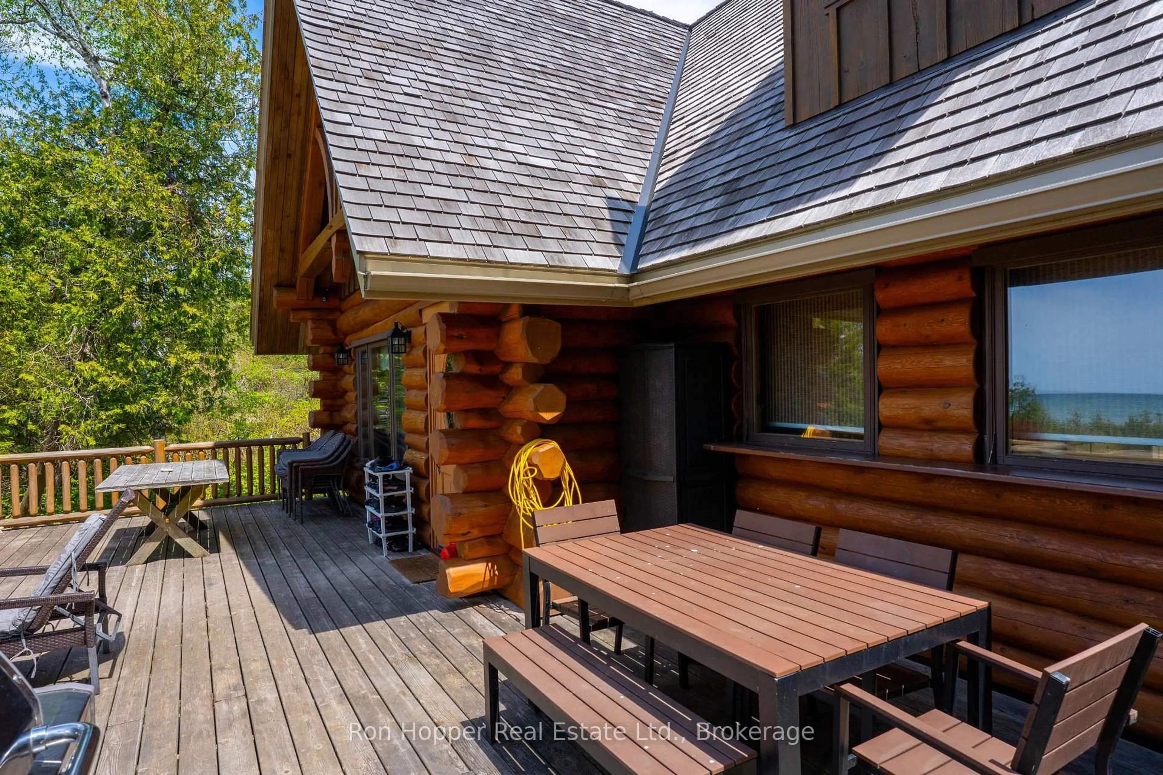 Patio, unknown for 31 Richardson Rd, Kincardine Ontario N0H 2C5