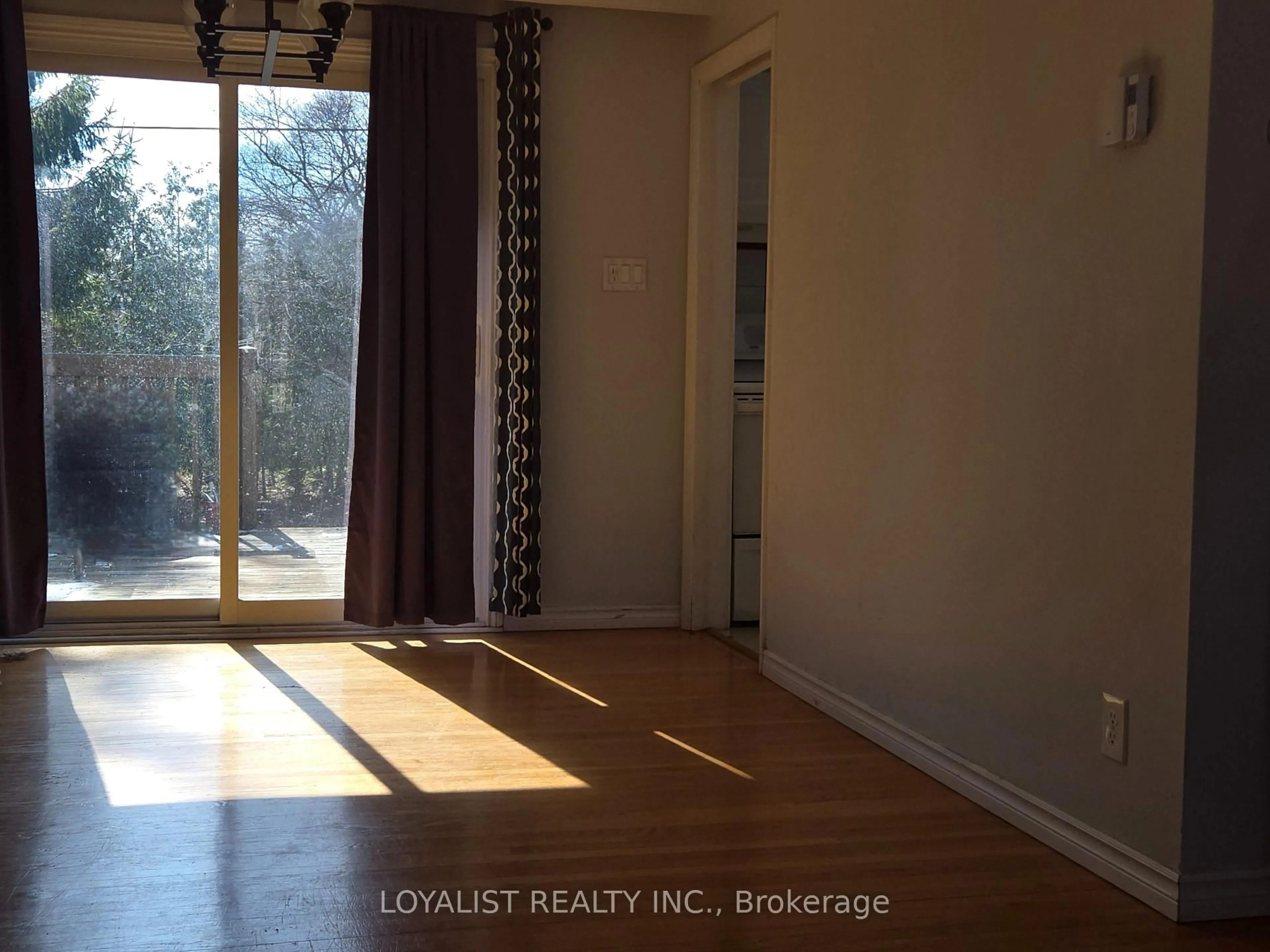 A pic of a room for 220 PARROTT Dr, Belleville Ontario K8N 4N9