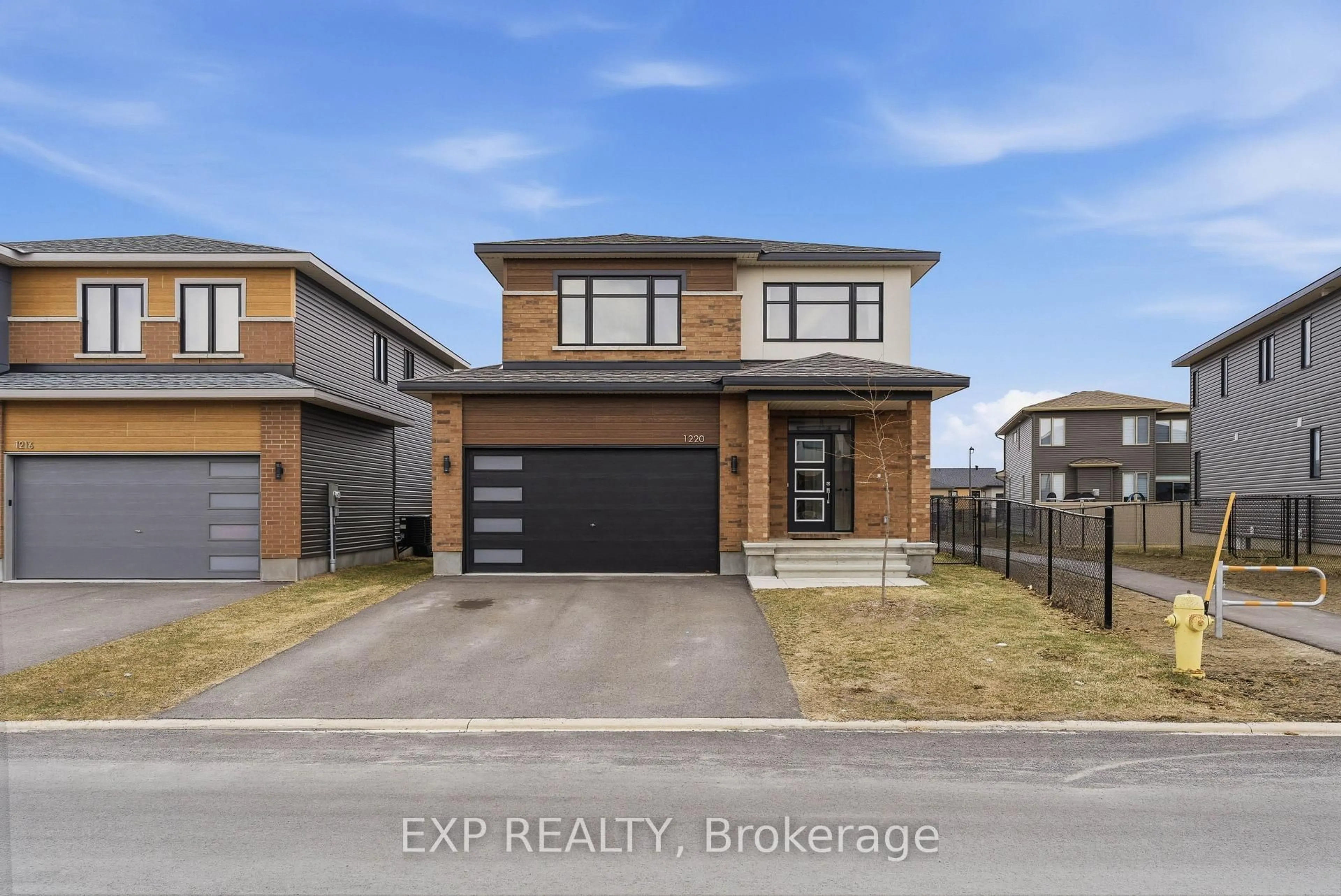 Home with brick exterior material, street for 1220 Diamond St, Clarence-Rockland Ontario K4K 0M1