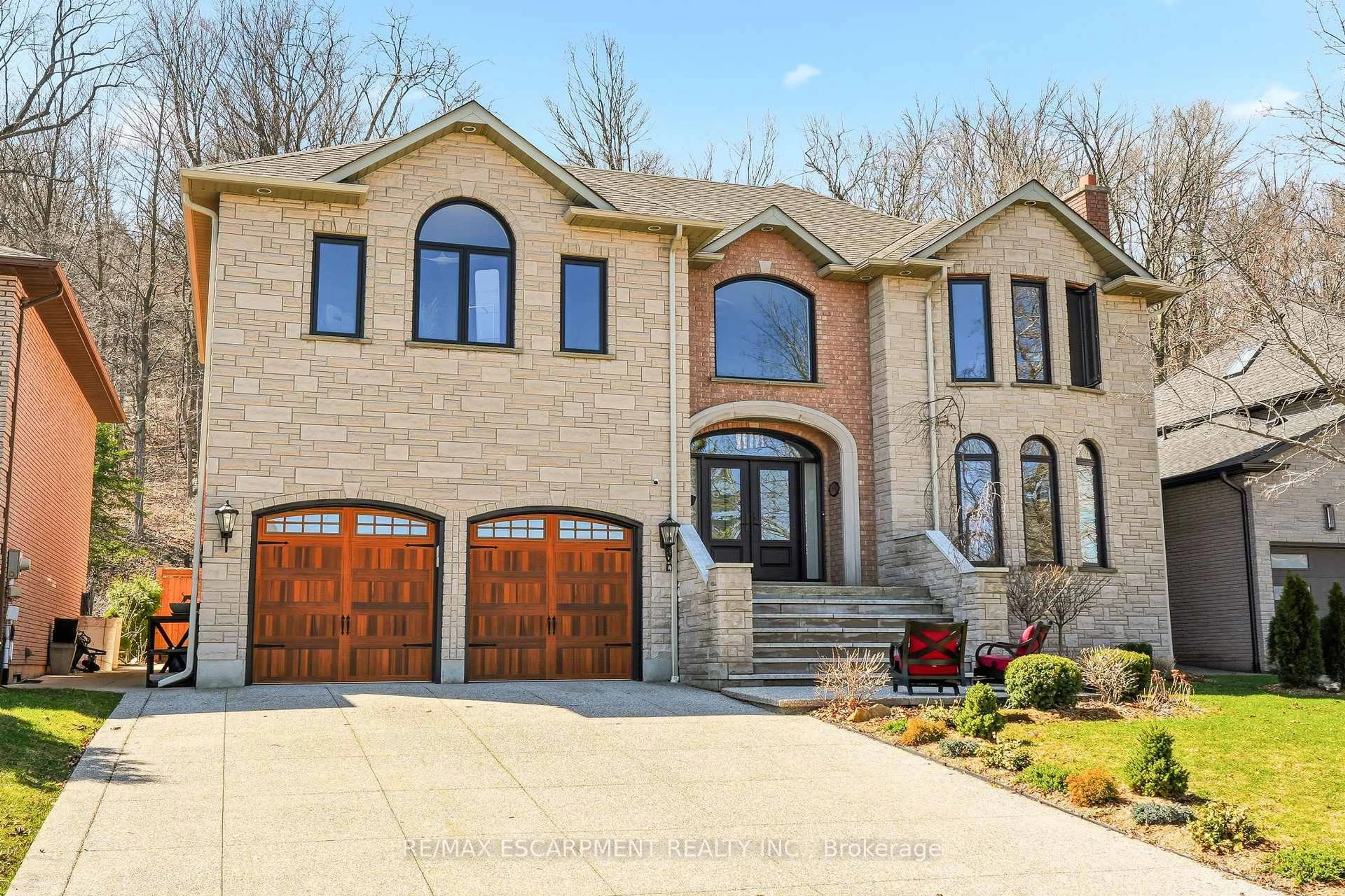 Home with brick exterior material, street for 82 Maple Dr, Hamilton Ontario L8G 3C2