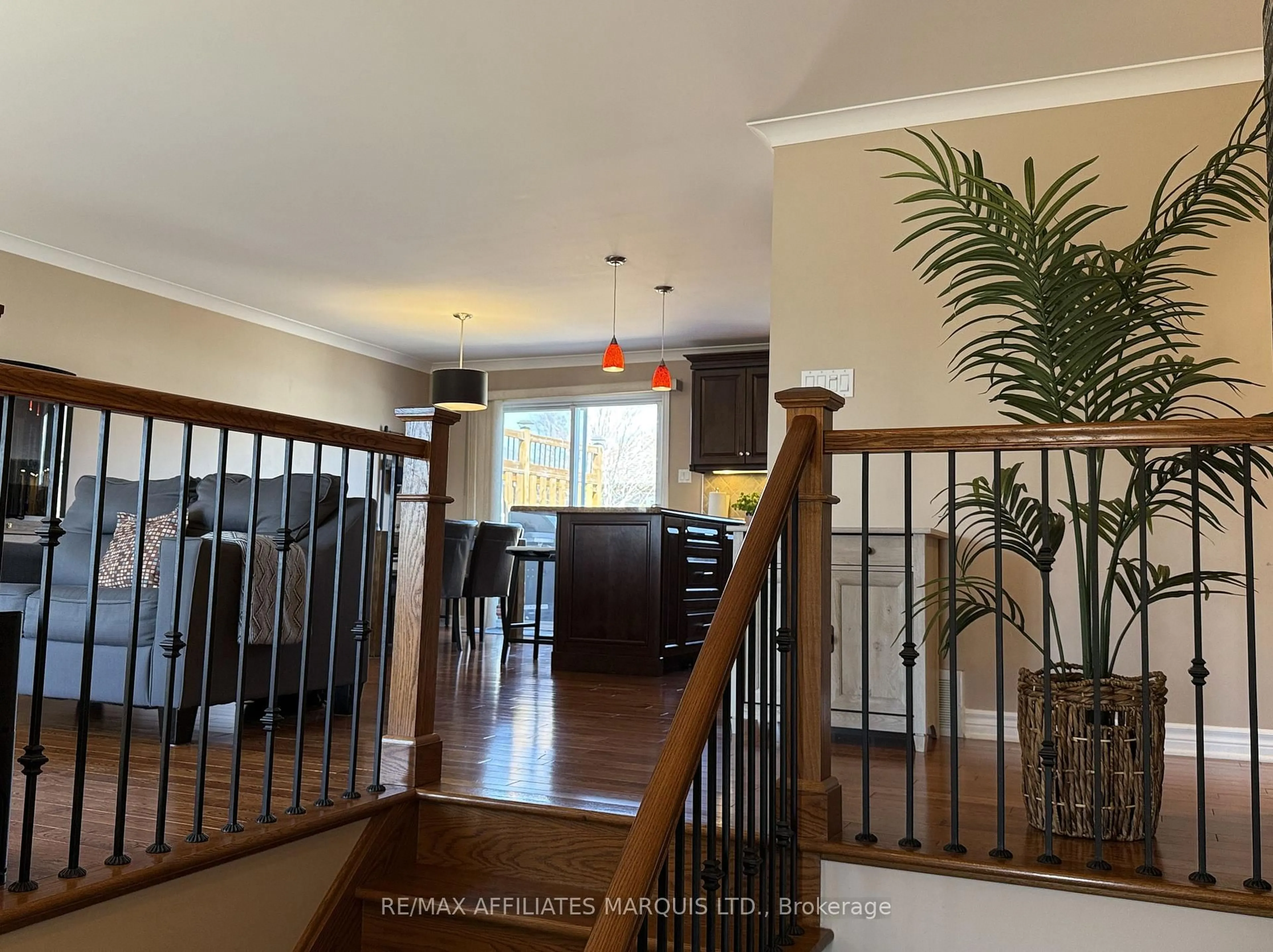 Indoor entryway for 1313 Arba Crt, Cornwall Ontario K6H 0A9
