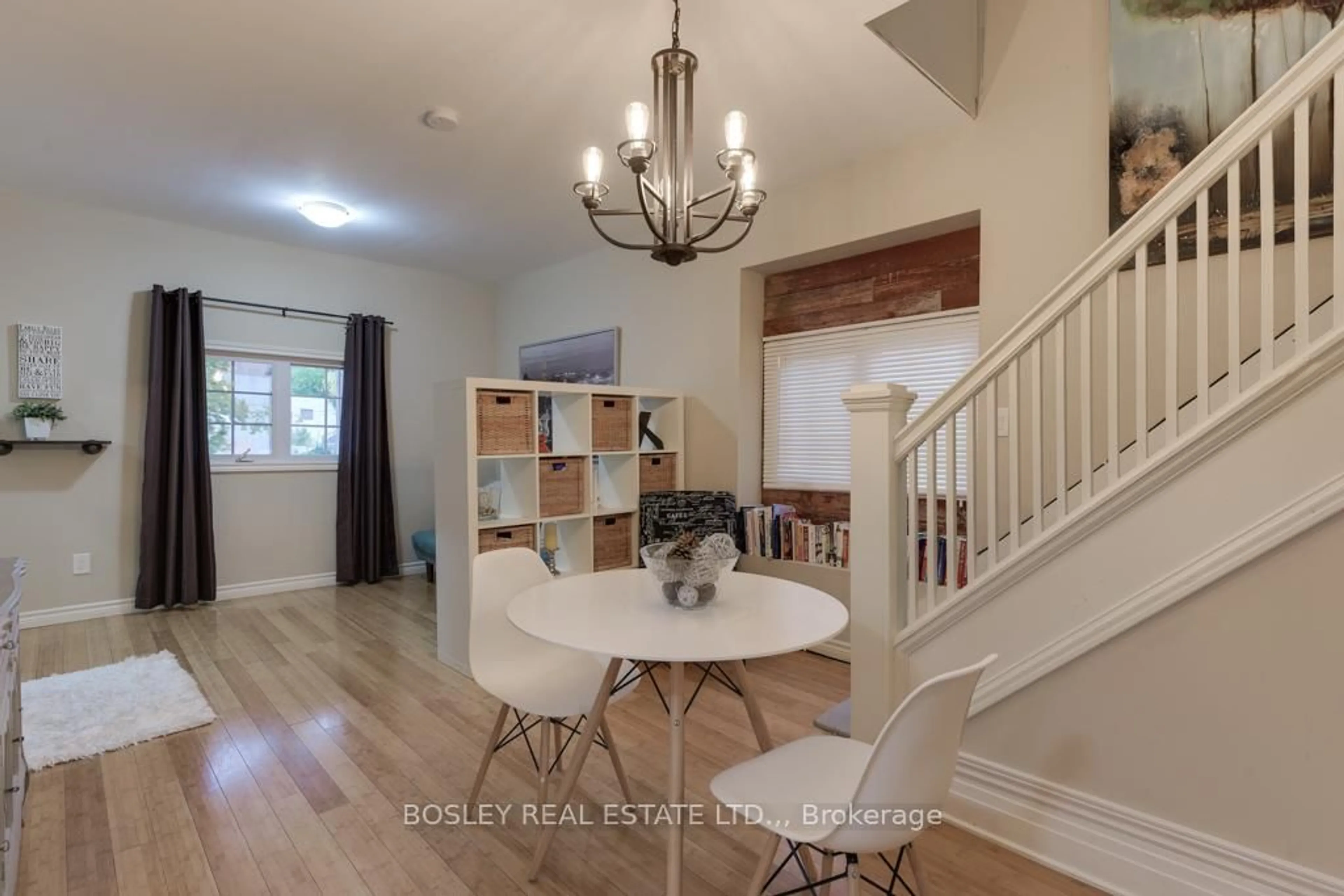 Unknown for 29 Russell Ave, St. Catharines Ontario L2R 1V4