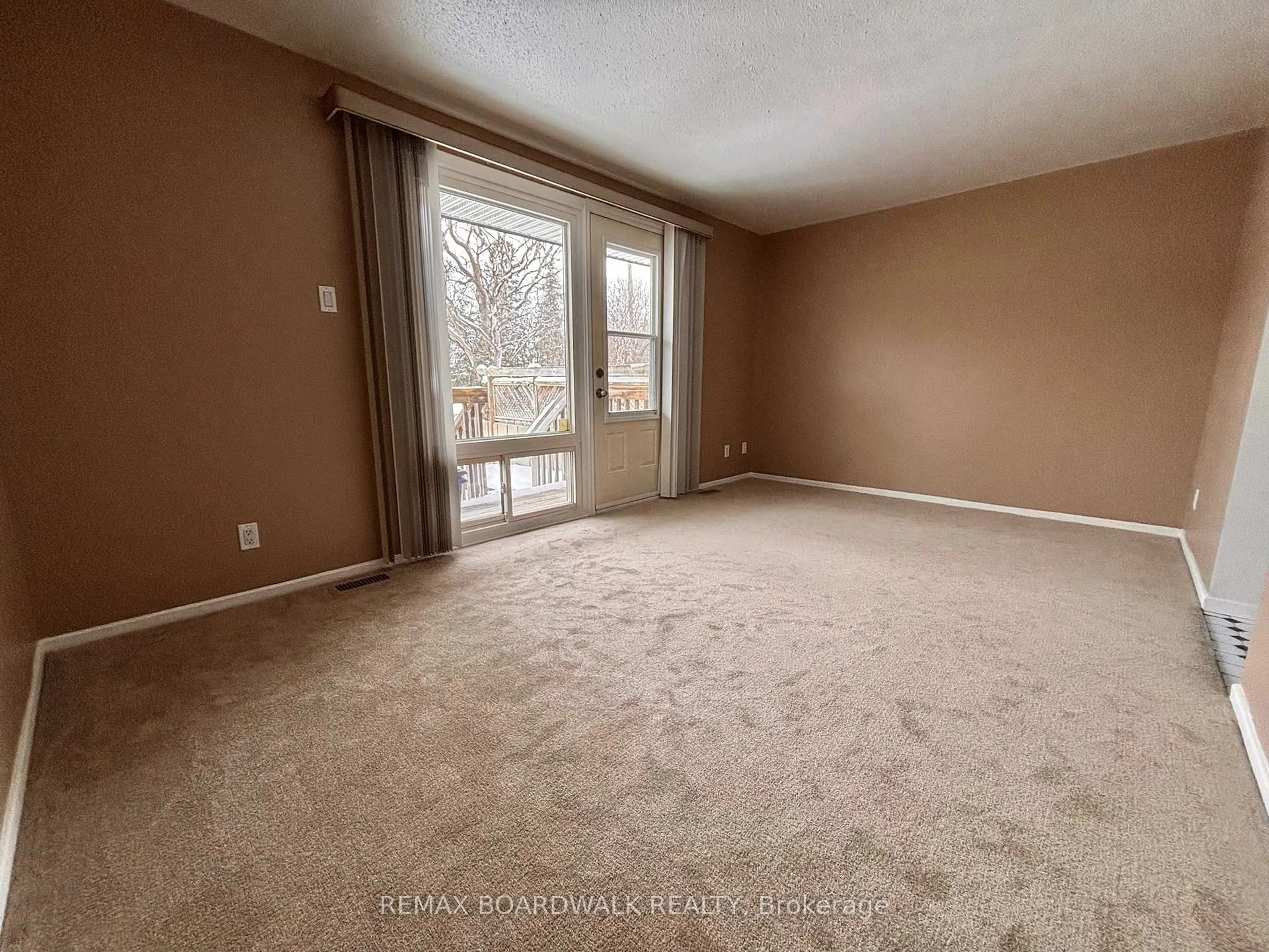 A pic of a room for 53J Sumac St, Ottawa Ontario K1J 7T7