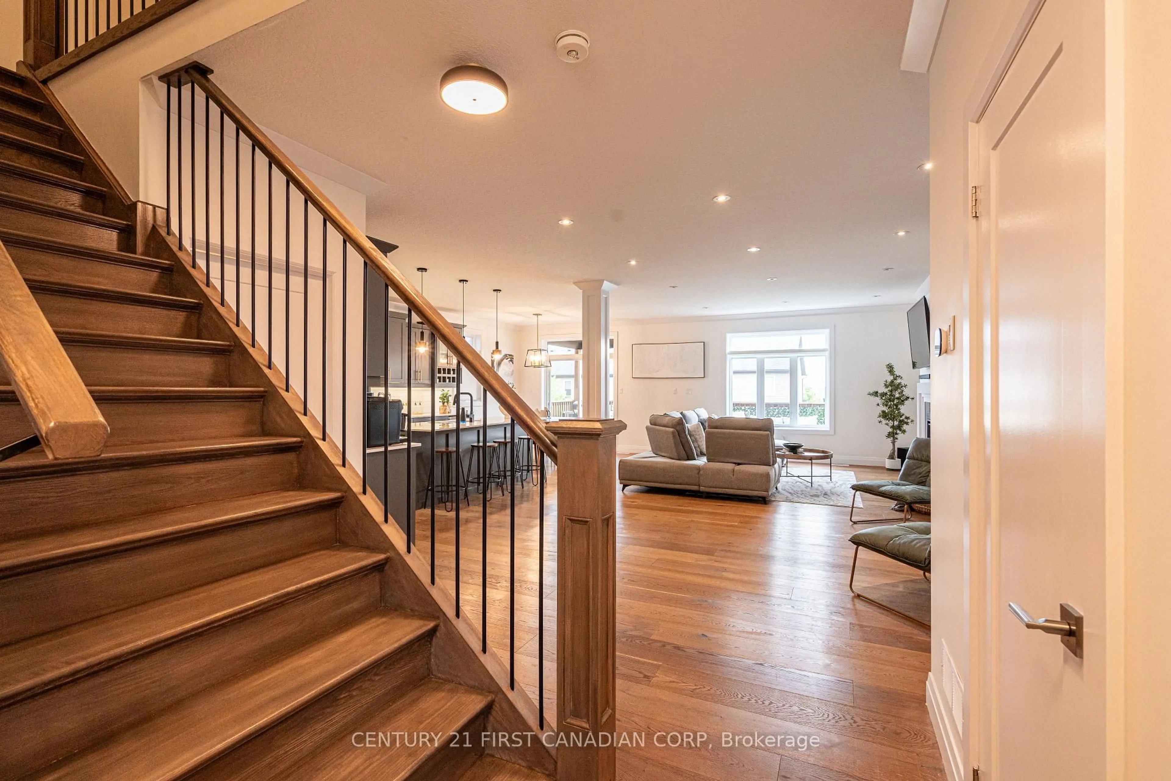 Unknown for 2085 Gough Ave, London North Ontario N5X 0K4