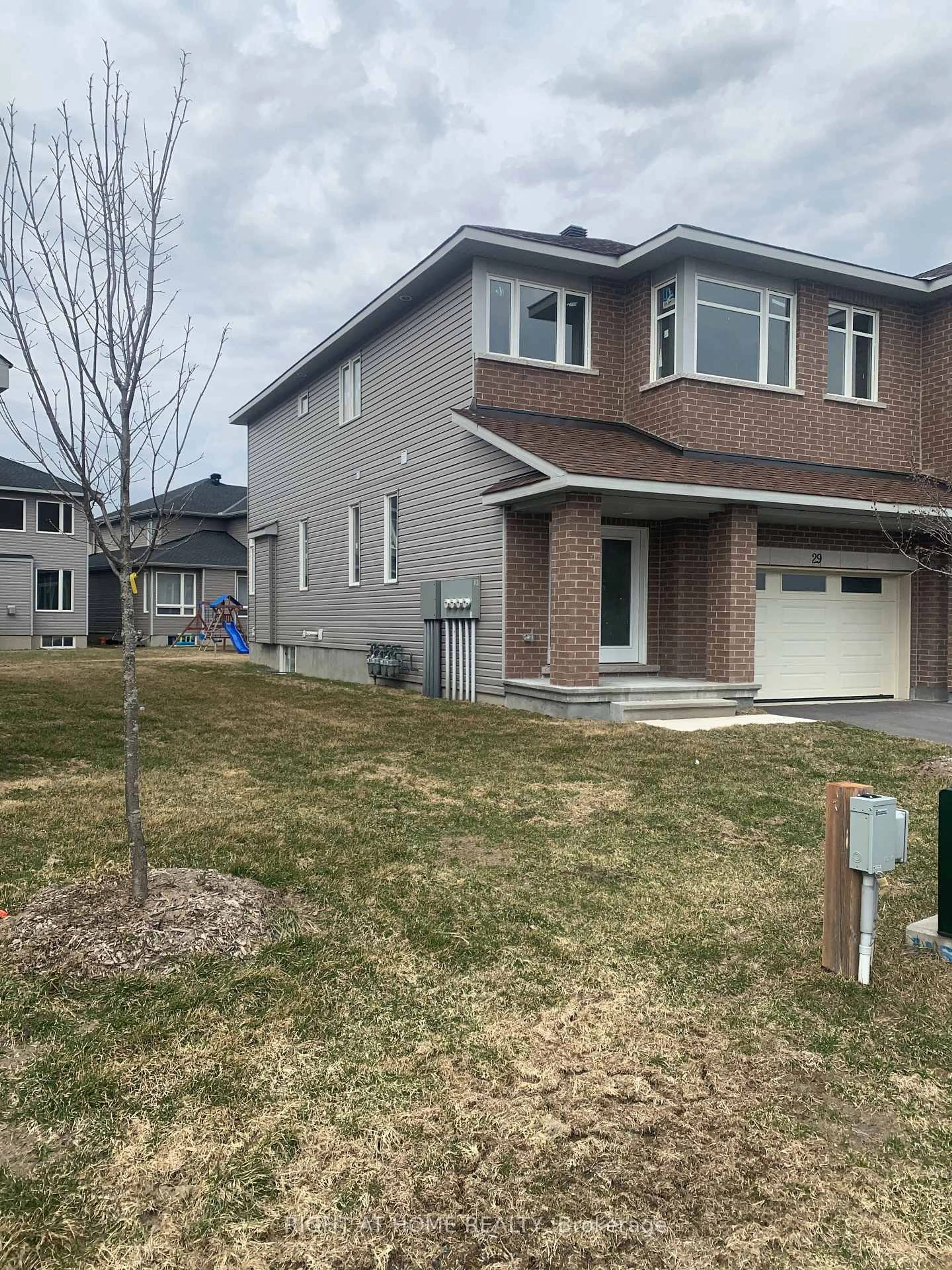 Home with brick exterior material, street for 29 Wylie Way, Carleton Place Ontario K7C 0C4