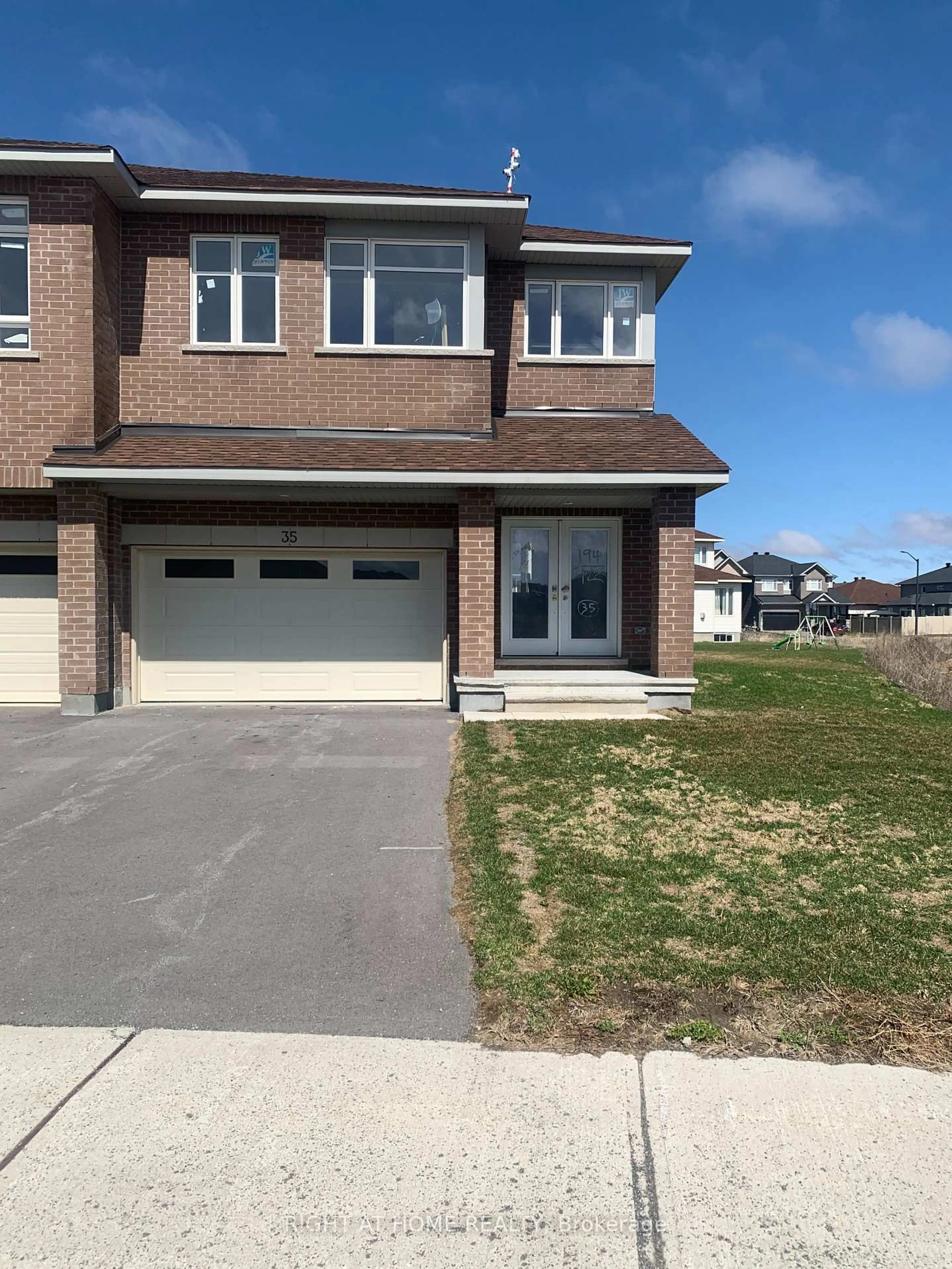 Home with brick exterior material, street for 35 Wylie Way, Carleton Place Ontario K7C 0C4