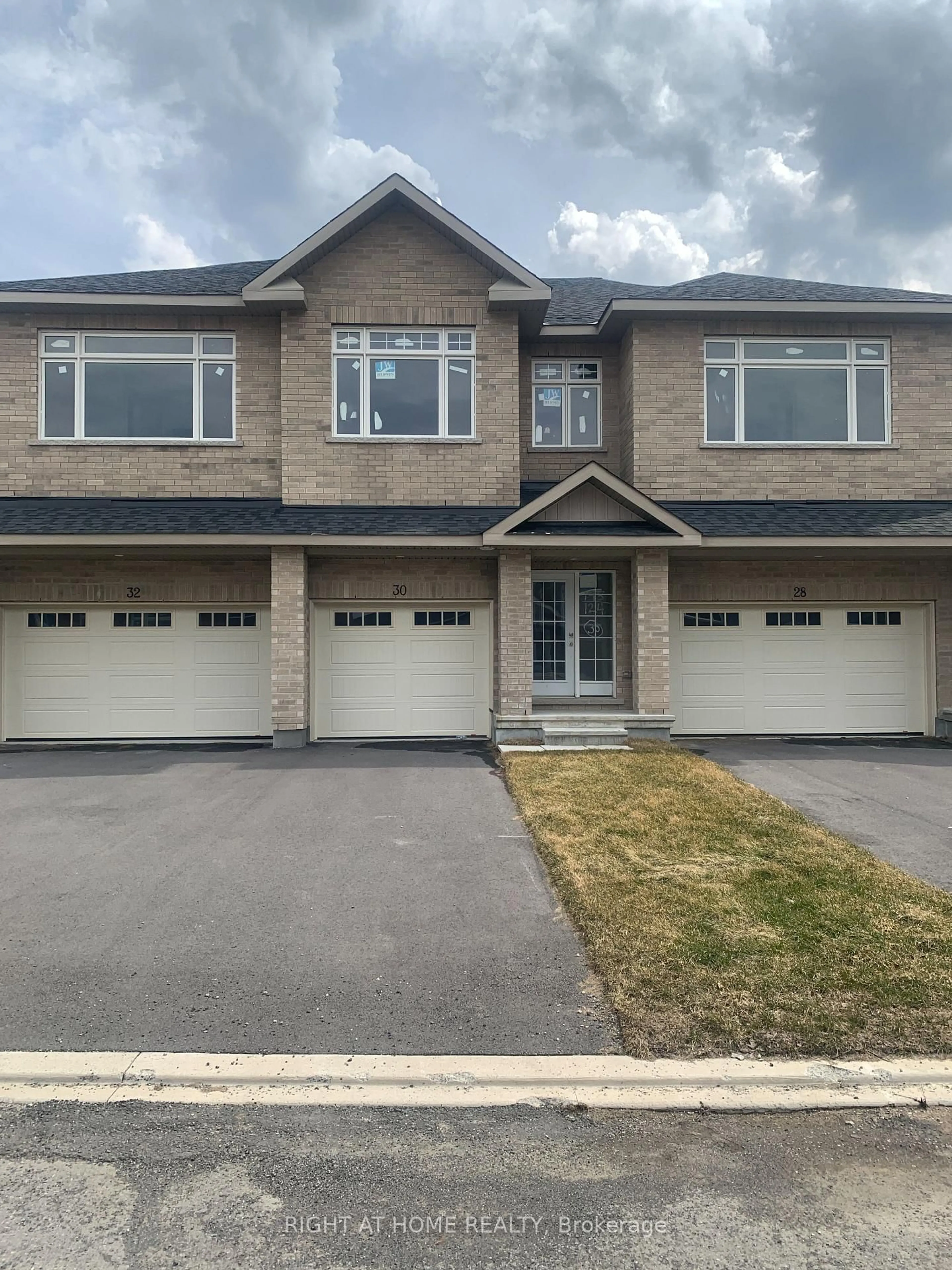 Home with vinyl exterior material, street for 30 Wylie Way, Carleton Place Ontario K7C 0C4