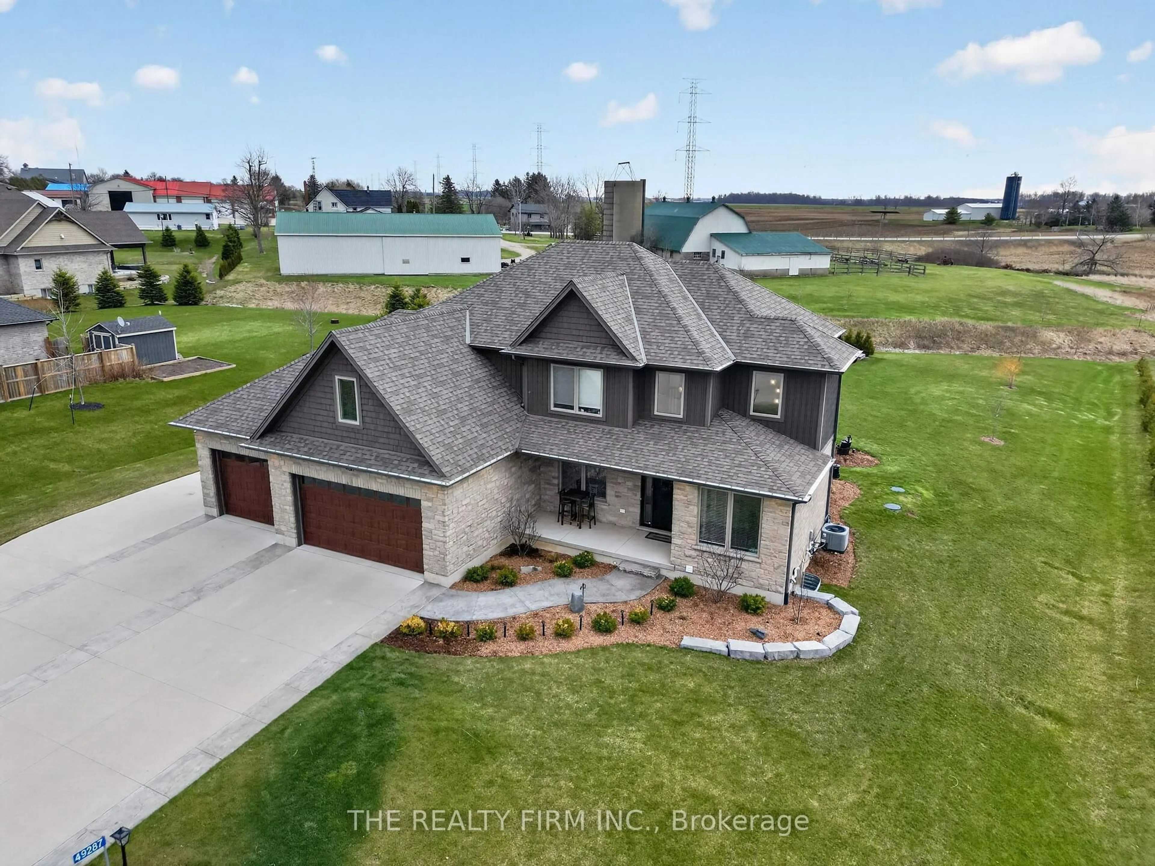 A pic from outside/outdoor area/front of a property/back of a property/a pic from drone, unknown for 49287 Ashland Ave, Malahide Ontario N0L 2J0