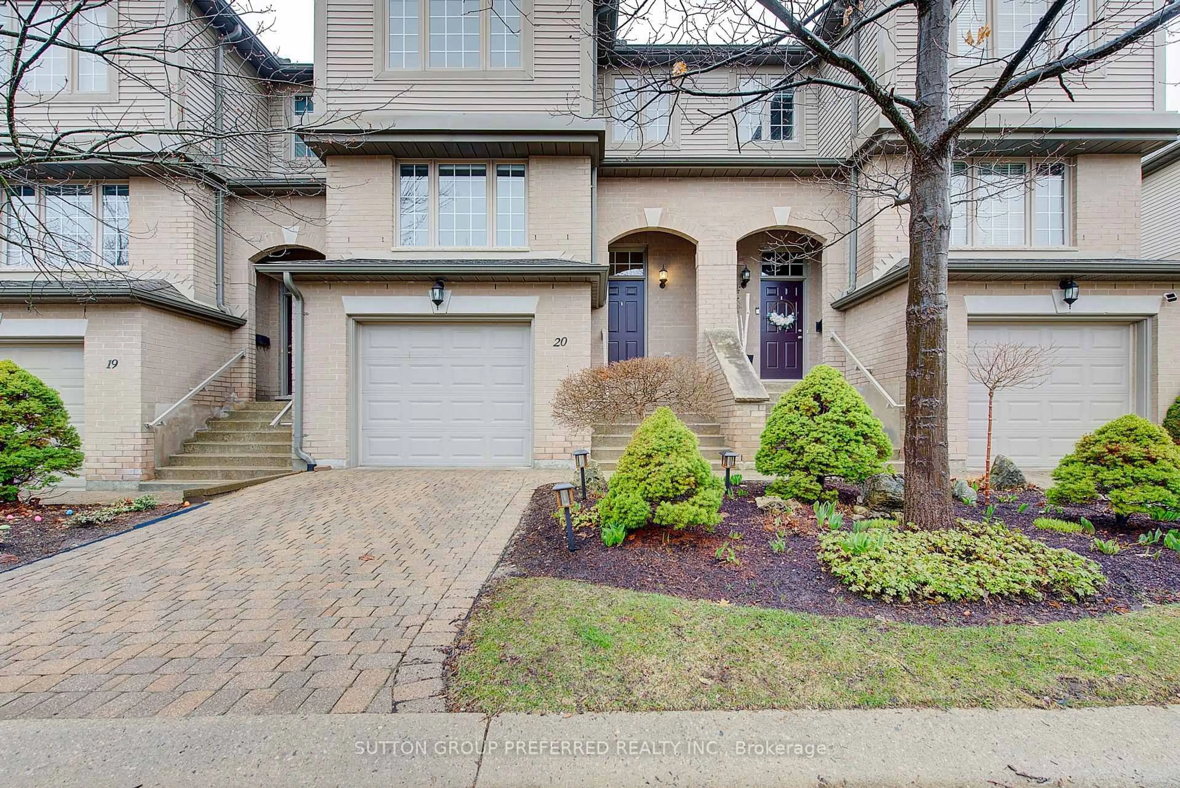 Home with brick exterior material, street for 270 North Centre Rd #20, London North Ontario N6G 5E2