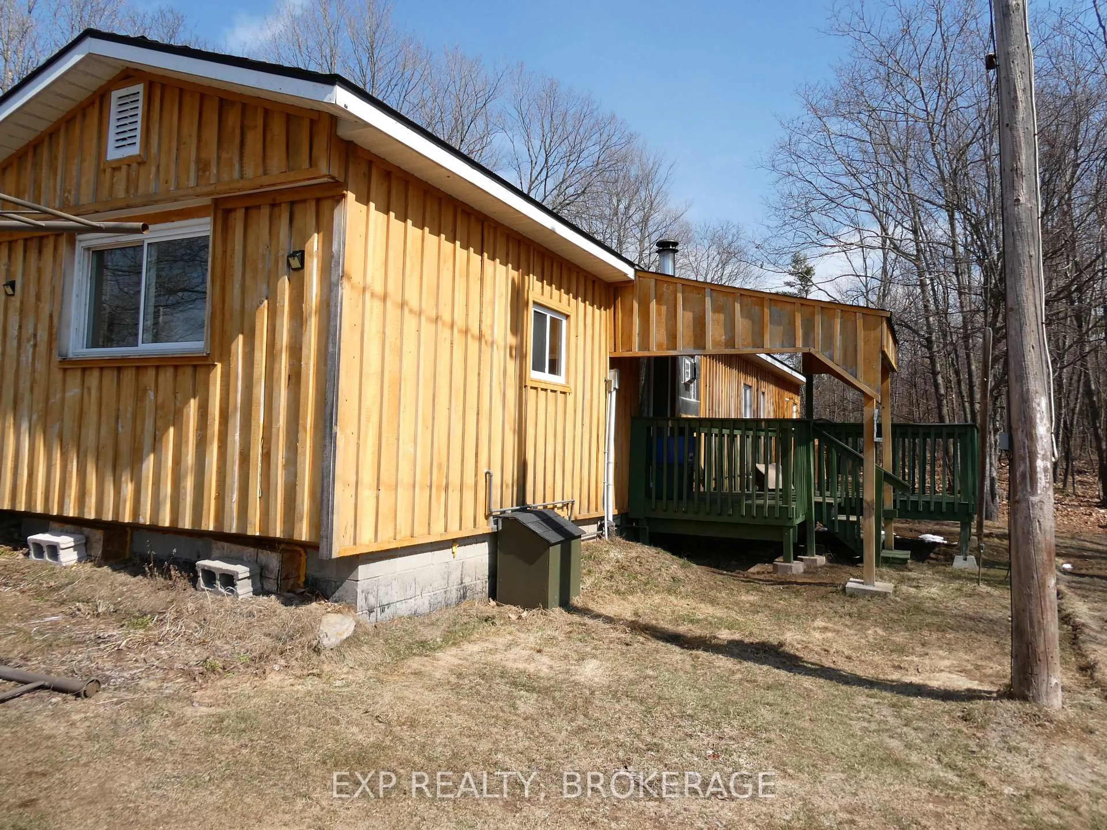 Shed for 1936 CRUISE Rd, Ompah Ontario K0H 2J0