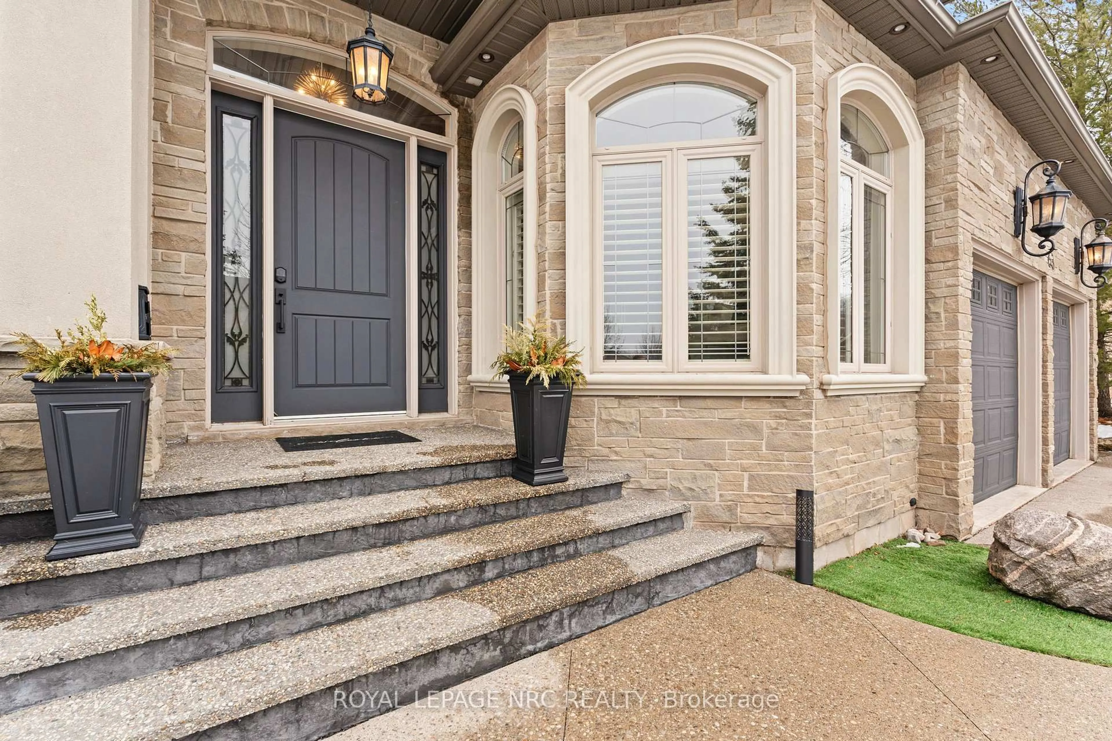 Unknown for 63 Terrace Dr, Grimsby Ontario L3M 1B6