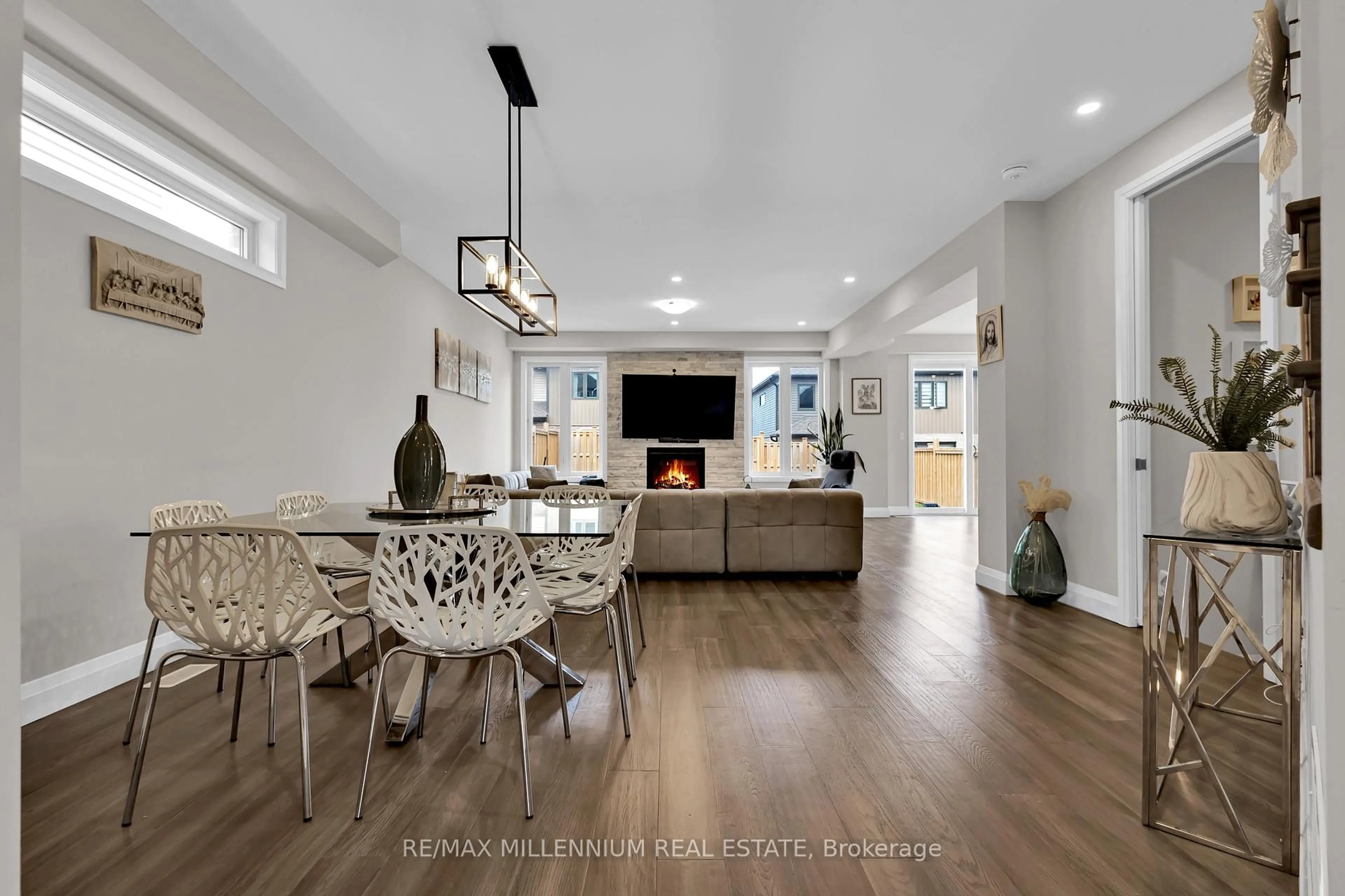 Open concept kitchen, unknown for 11 Tindall Cres, East Luther Grand Valley Ontario L9W 6P4