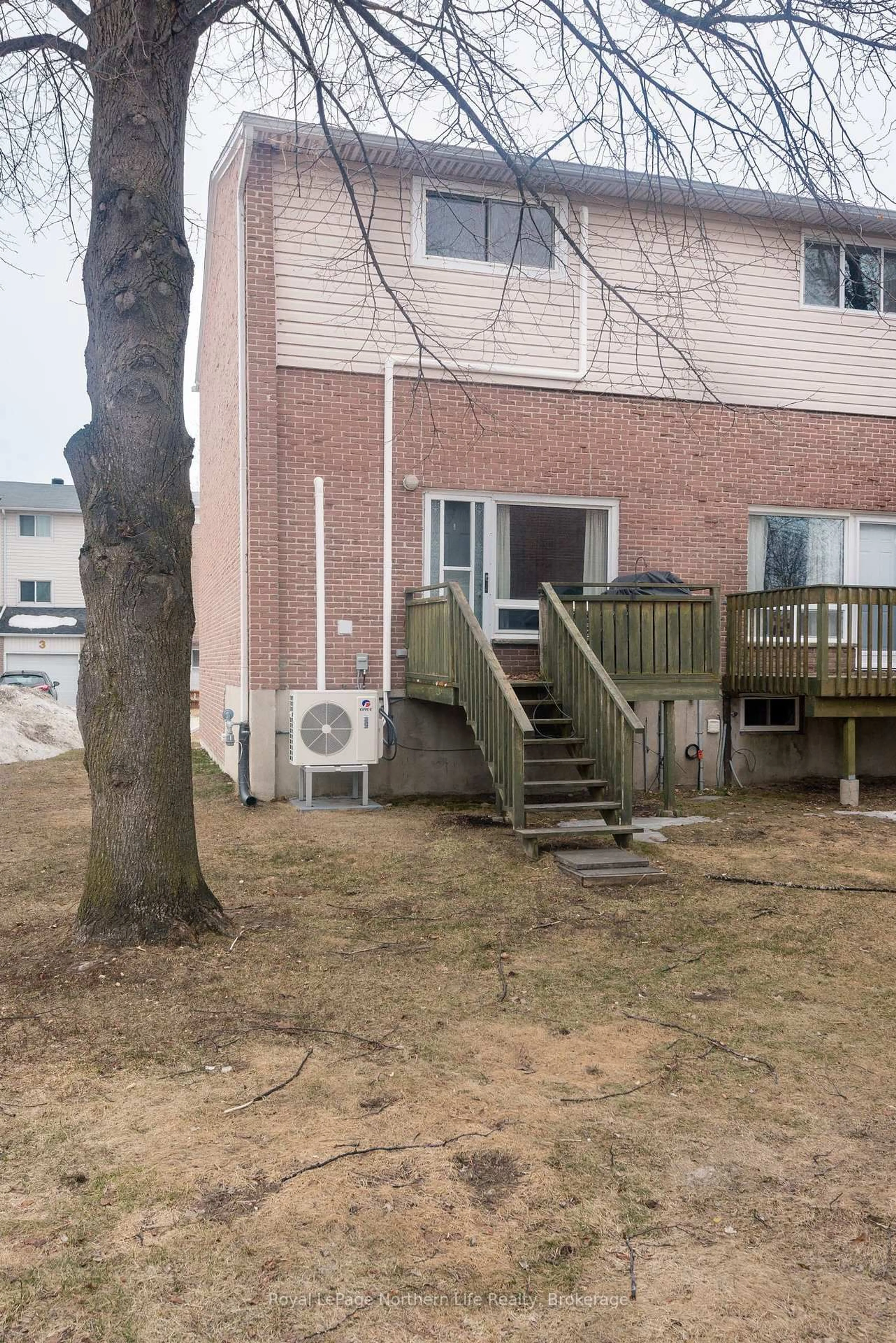 Patio, street for 644 Lakeshore Dr #12, North Bay Ontario P1A 3N6
