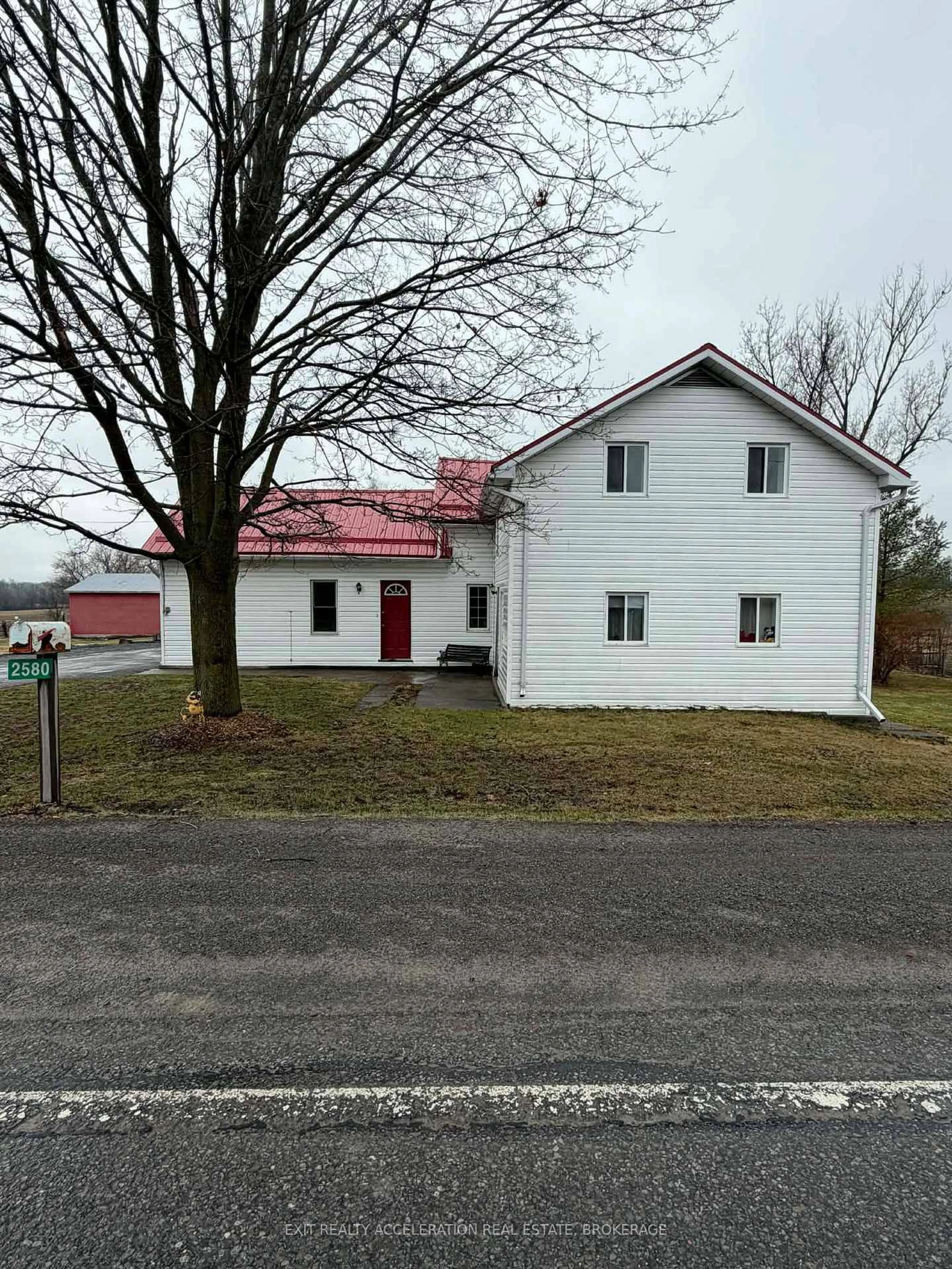 A pic from outside/outdoor area/front of a property/back of a property/a pic from drone, building for 2580 County Road 41, Greater Napanee Ontario K0K 2W0