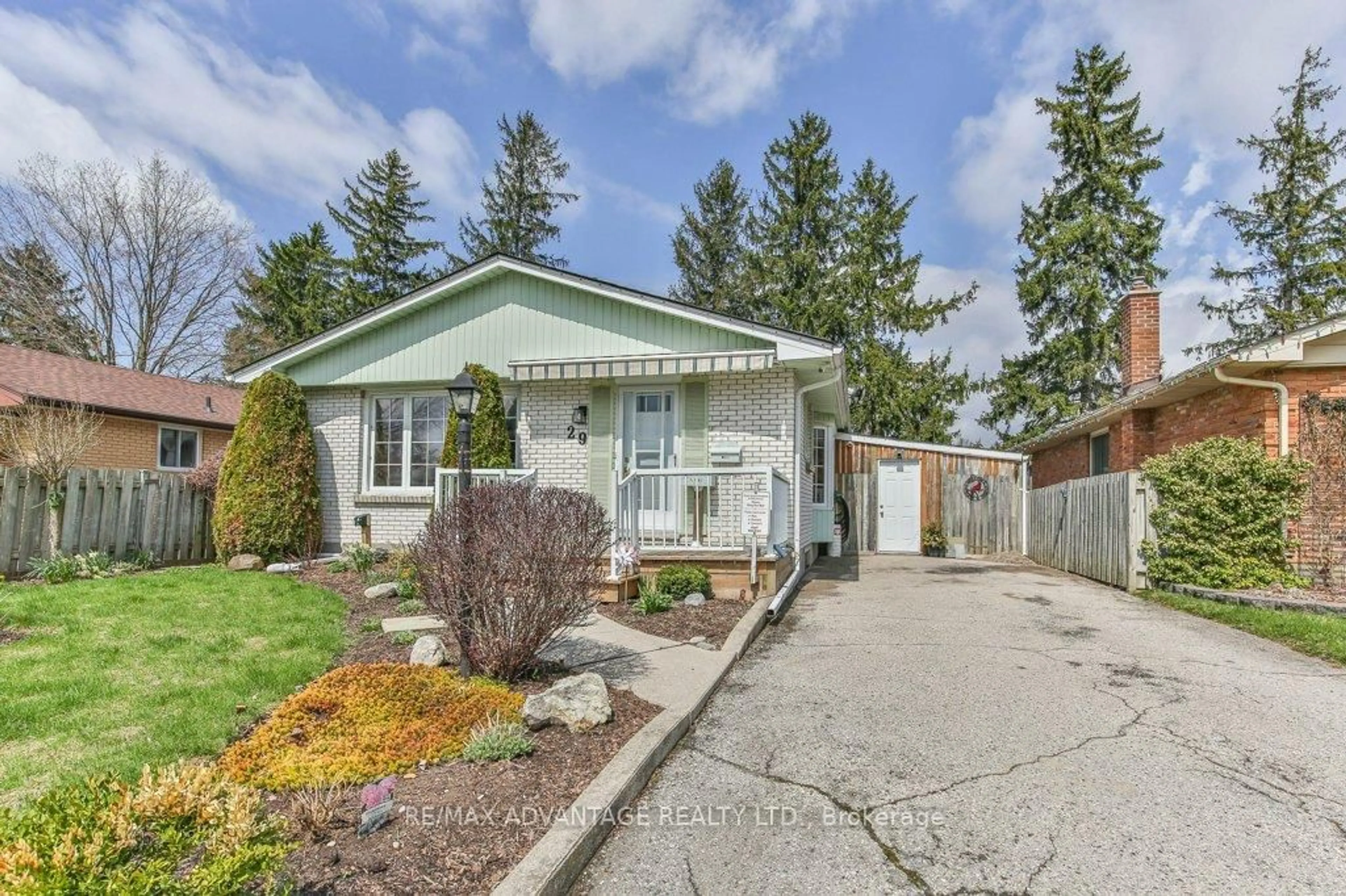 Home with vinyl exterior material, street for 29 Cornell Cres, London East Ontario N5V 1N2