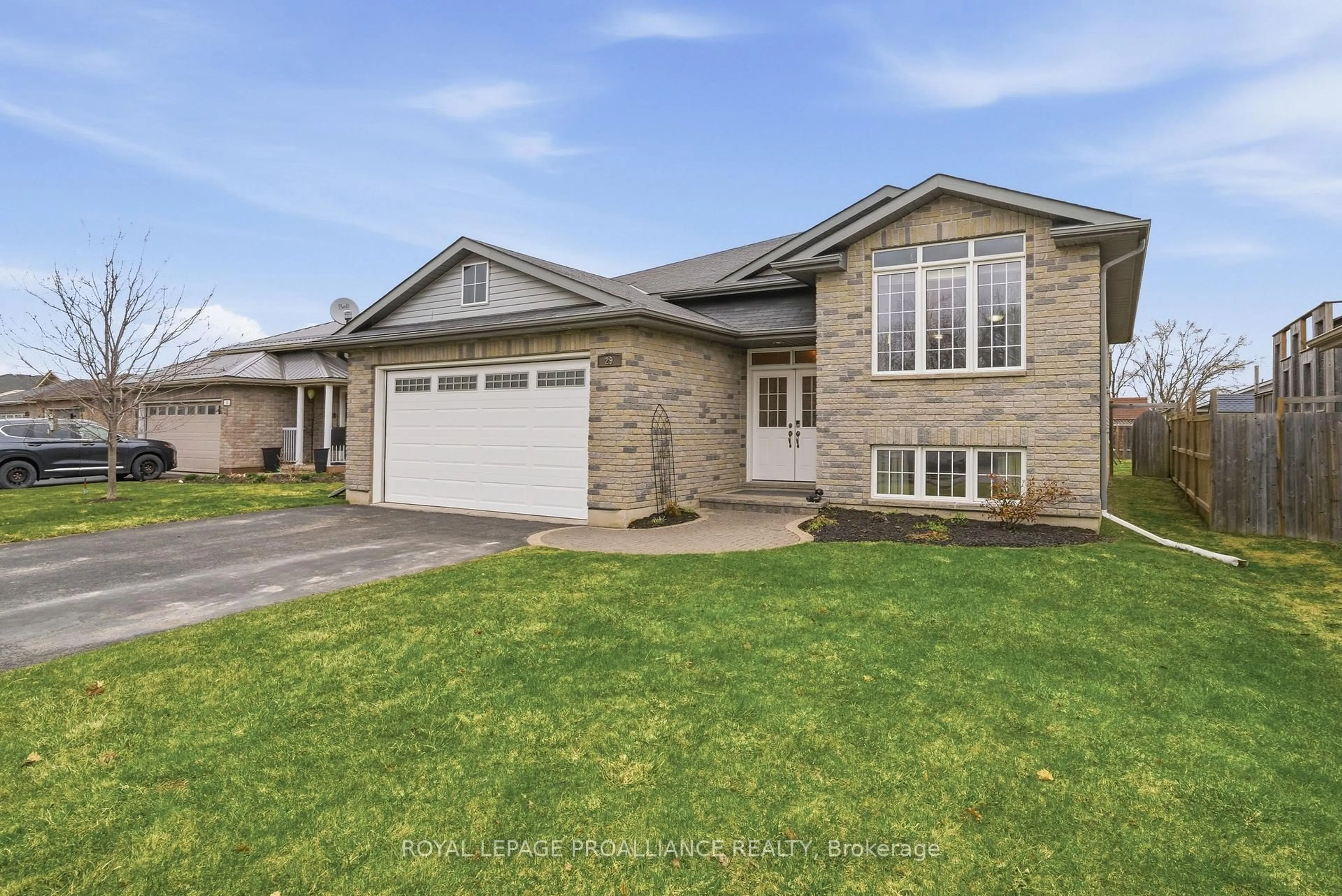 Home with brick exterior material, street for 29 Ridgeview Lane, Trenton Ontario K8V 5P8