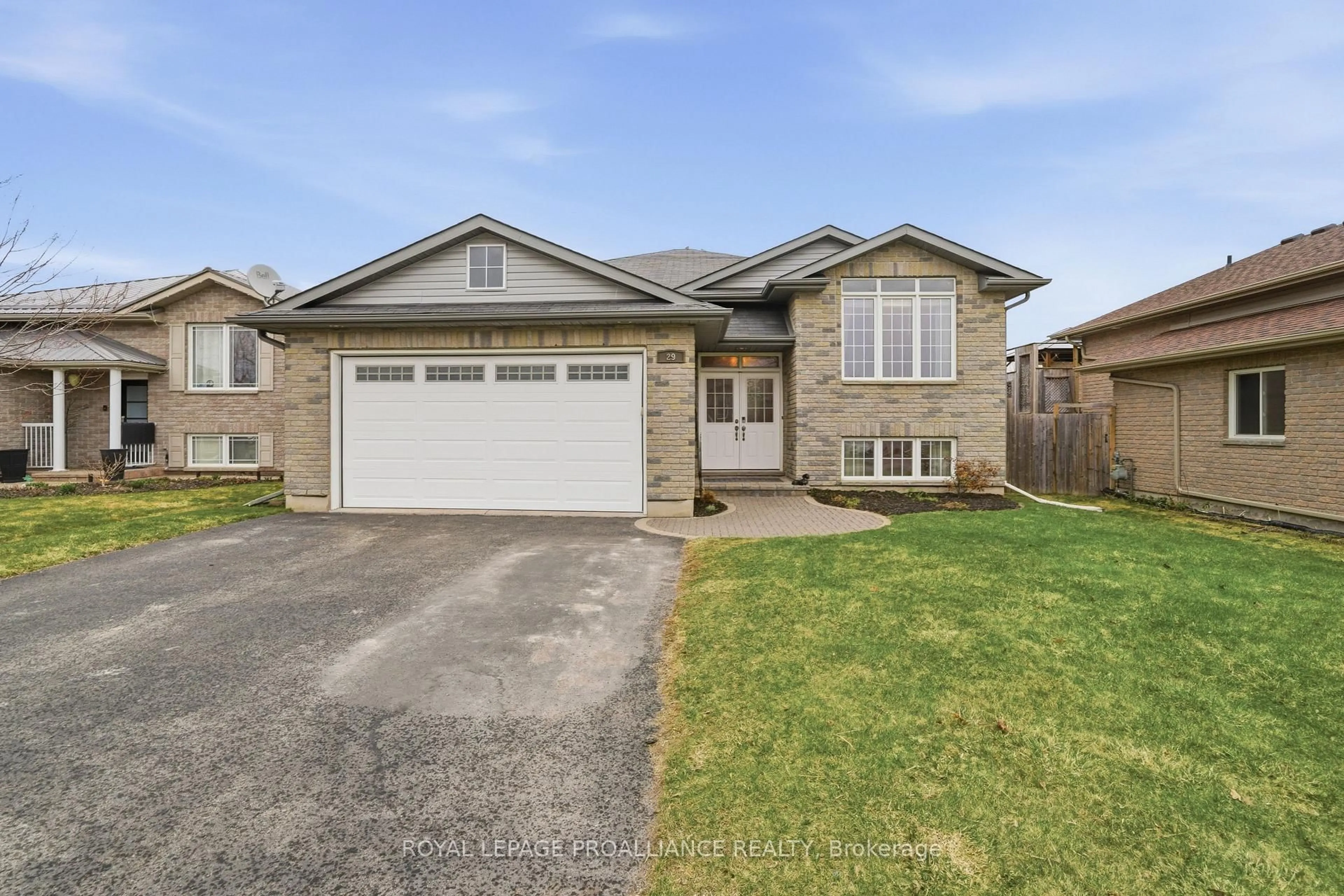 Unknown for 29 Ridgeview Lane, Trenton Ontario K8V 5P8