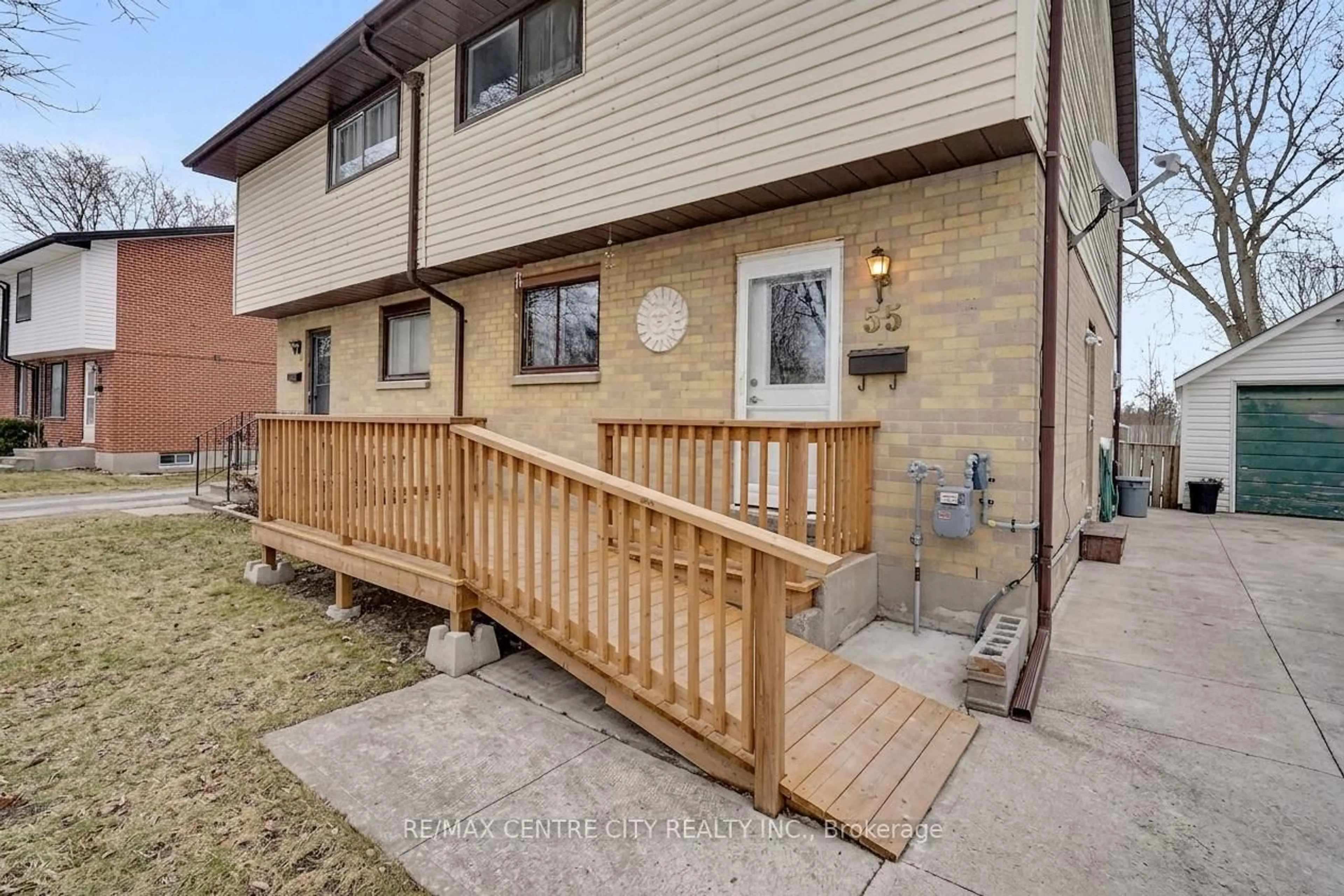 Patio, street for 55 Mohegan Cres, London East Ontario N5V 2X7