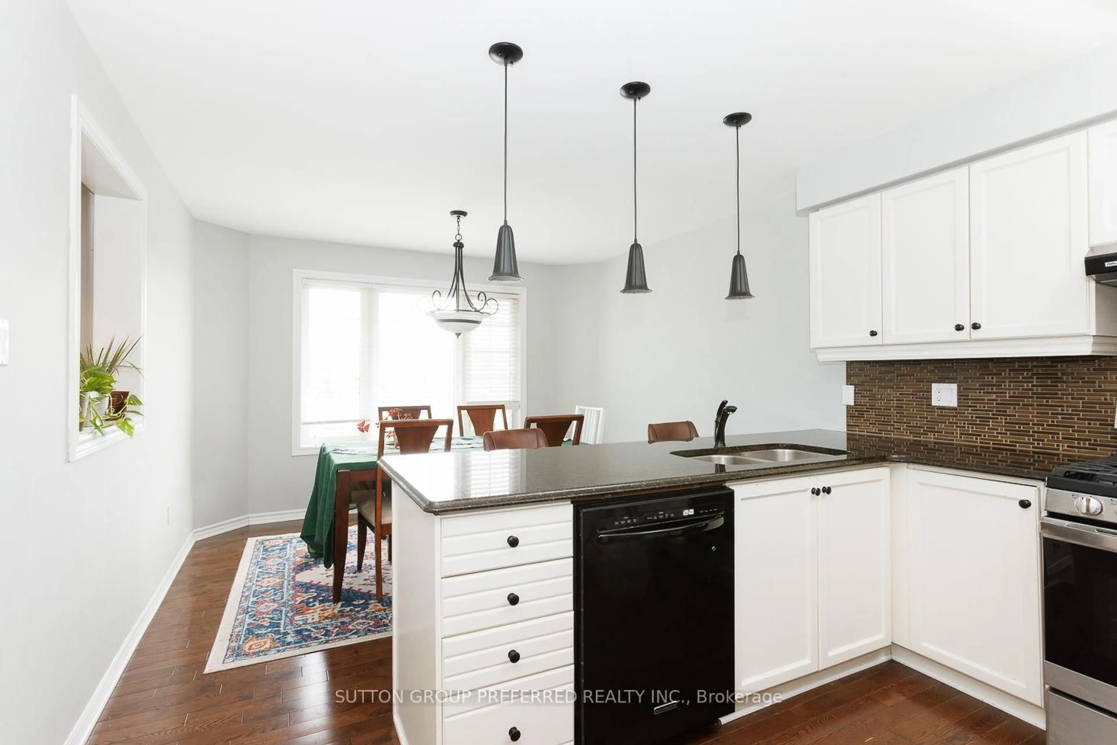 Open concept kitchen, unknown for 270 North Centre Rd #26, London North Ontario N6G 5E2