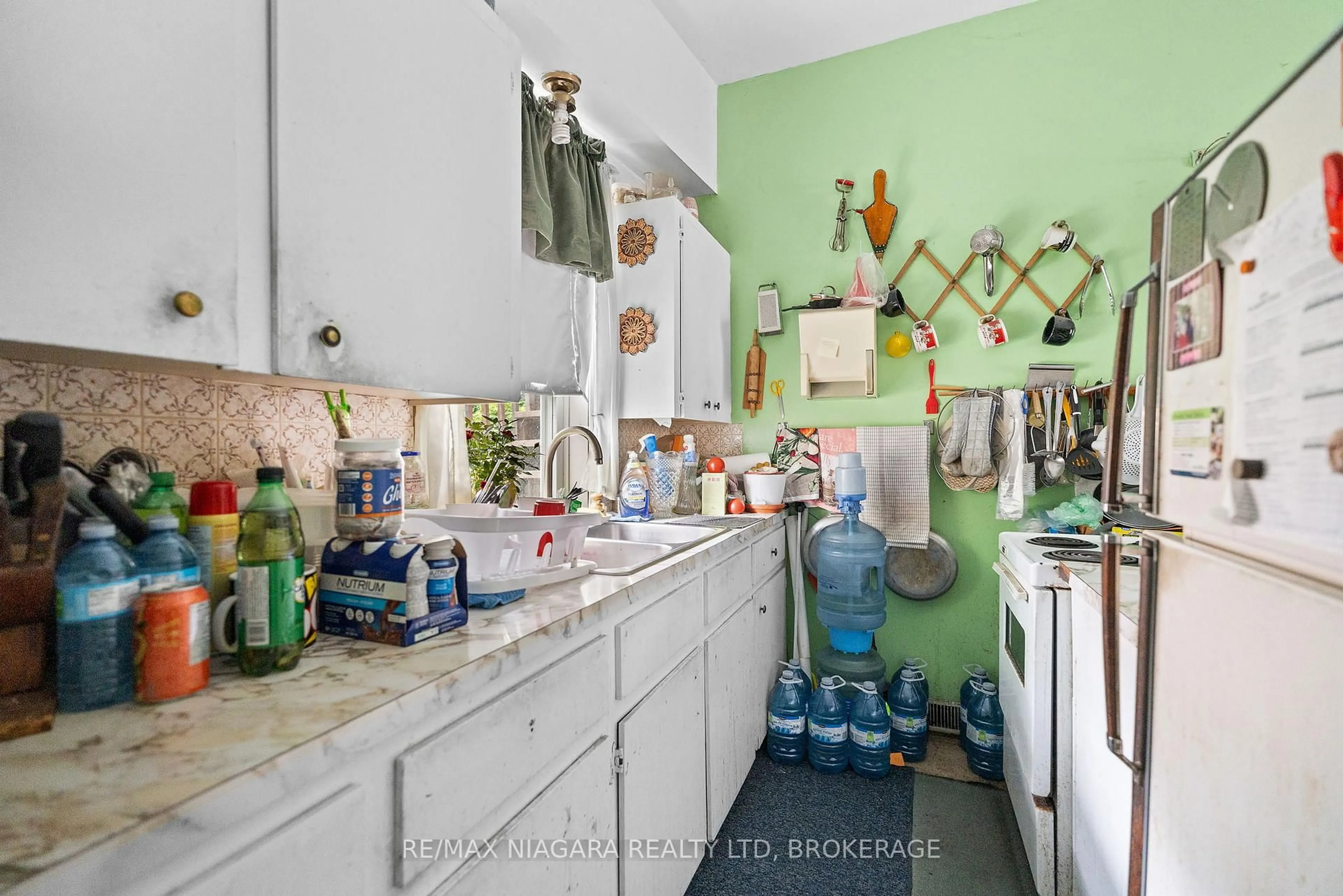 Unknown for 20 Niagara St, St. Catharines Ontario L2R 4K2