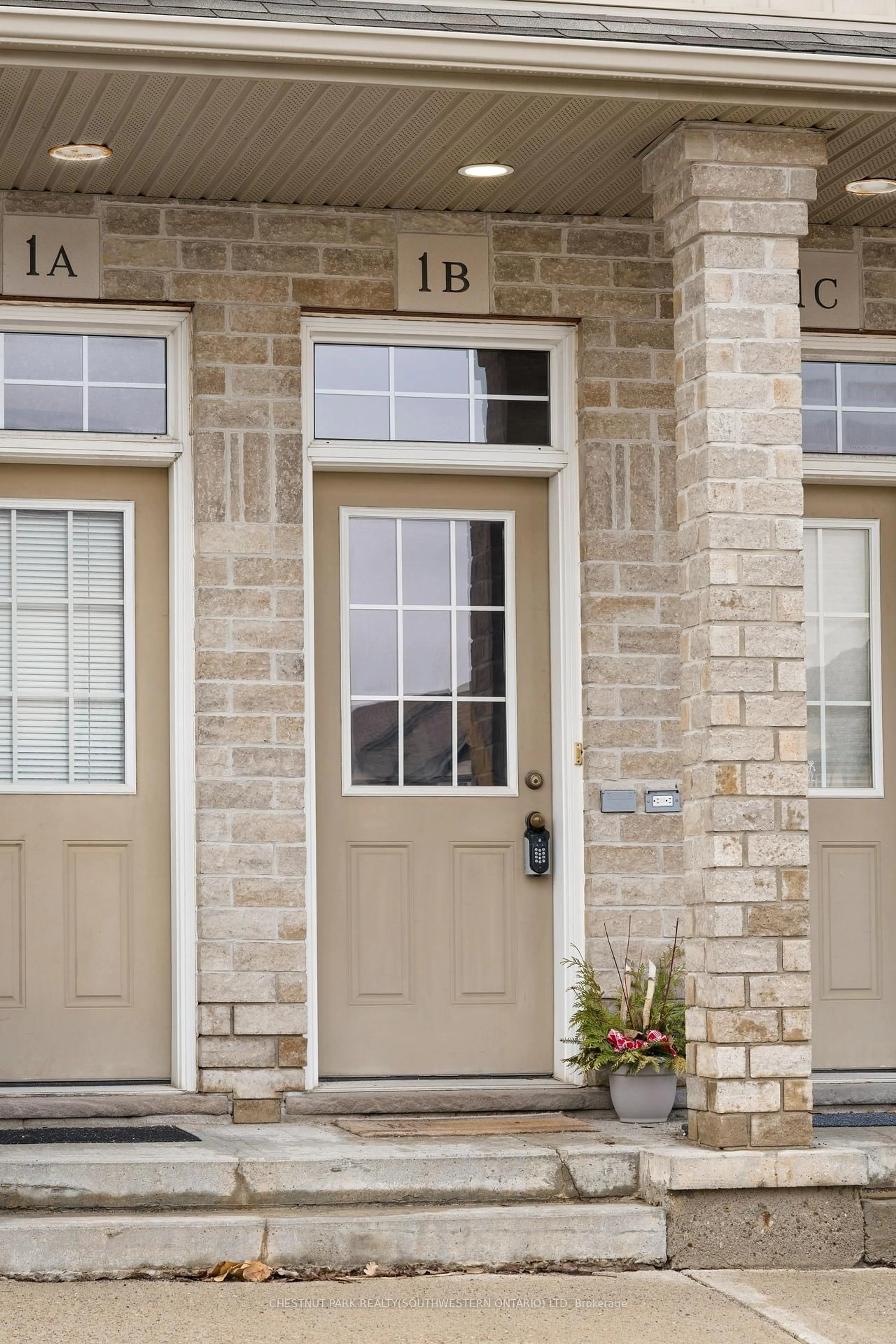 Unknown for 240 Westmeadow Dr #1B, Kitchener Ontario N2N 0A1