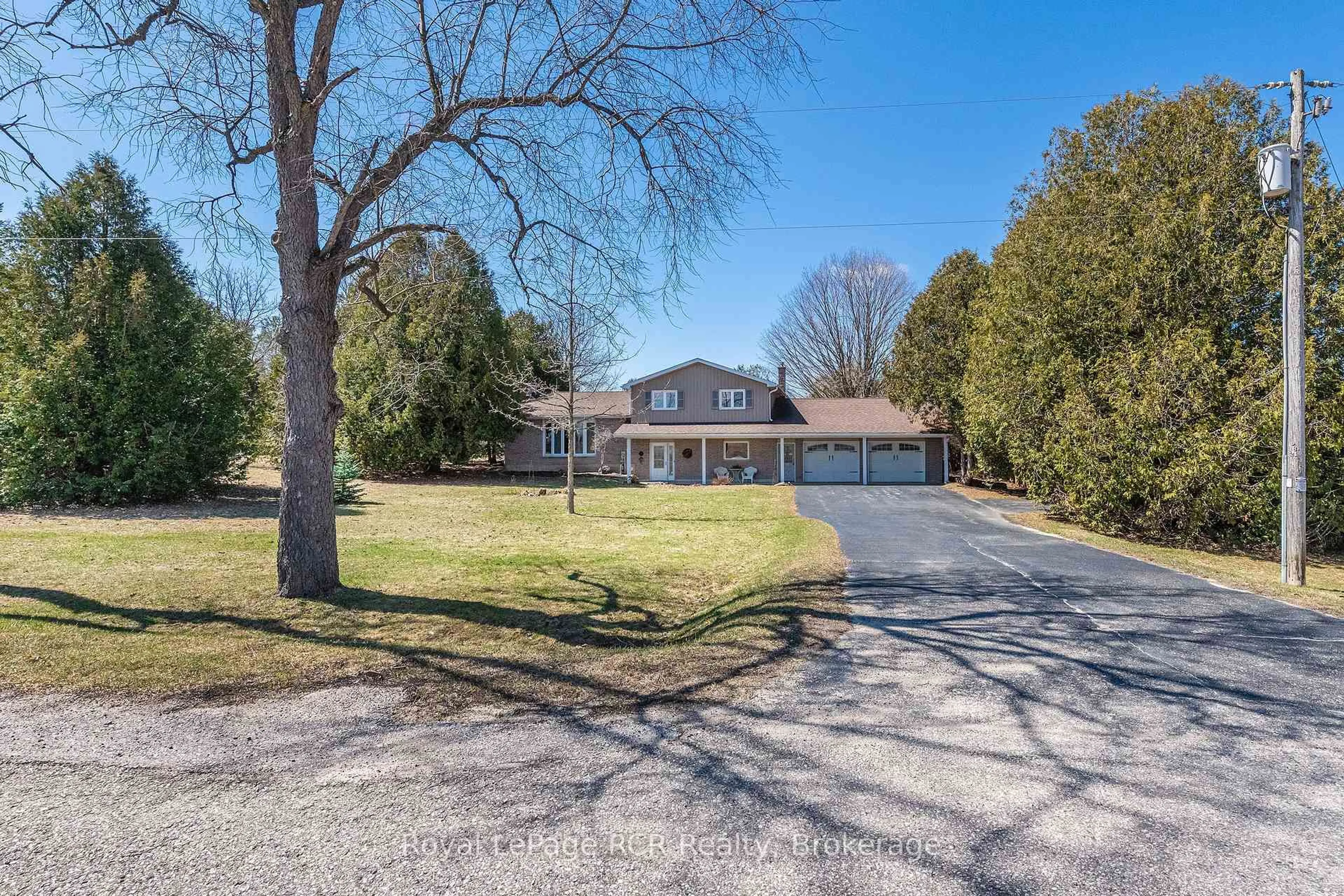 A pic from outside/outdoor area/front of a property/back of a property/a pic from drone, street for 113422 Grey Road 3, West Grey Ontario N4N 3B8