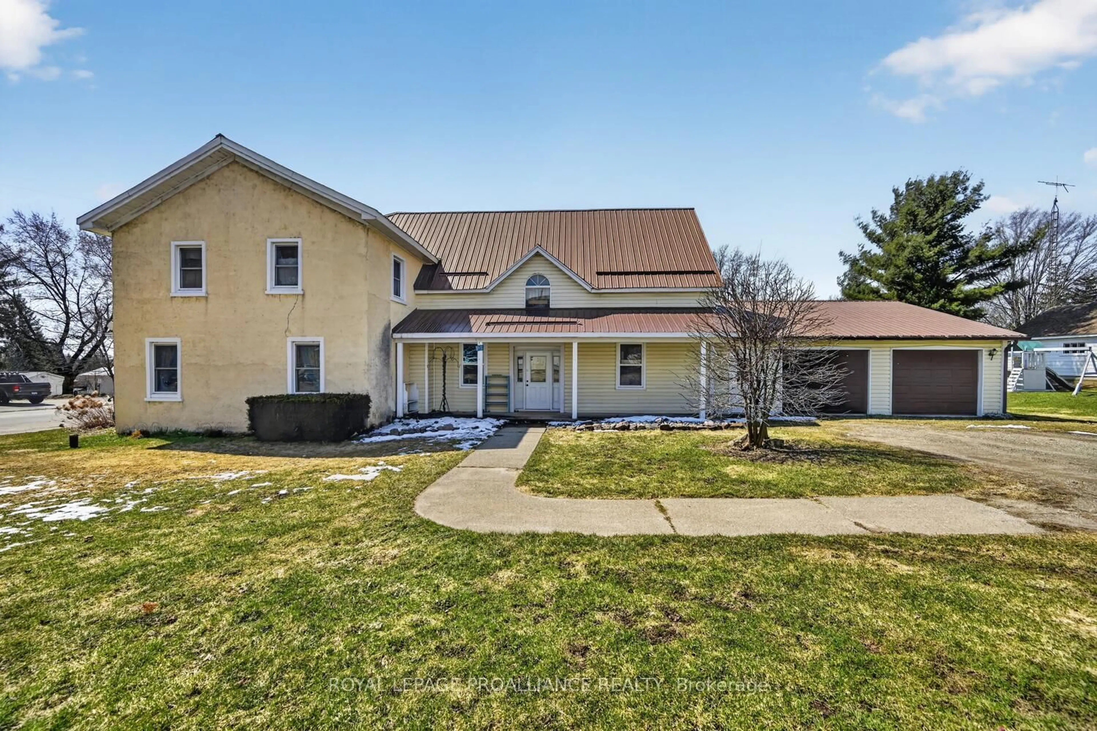 A pic from outside/outdoor area/front of a property/back of a property/a pic from drone, unknown for 2 Main St, Athens Ontario K0E 1B0