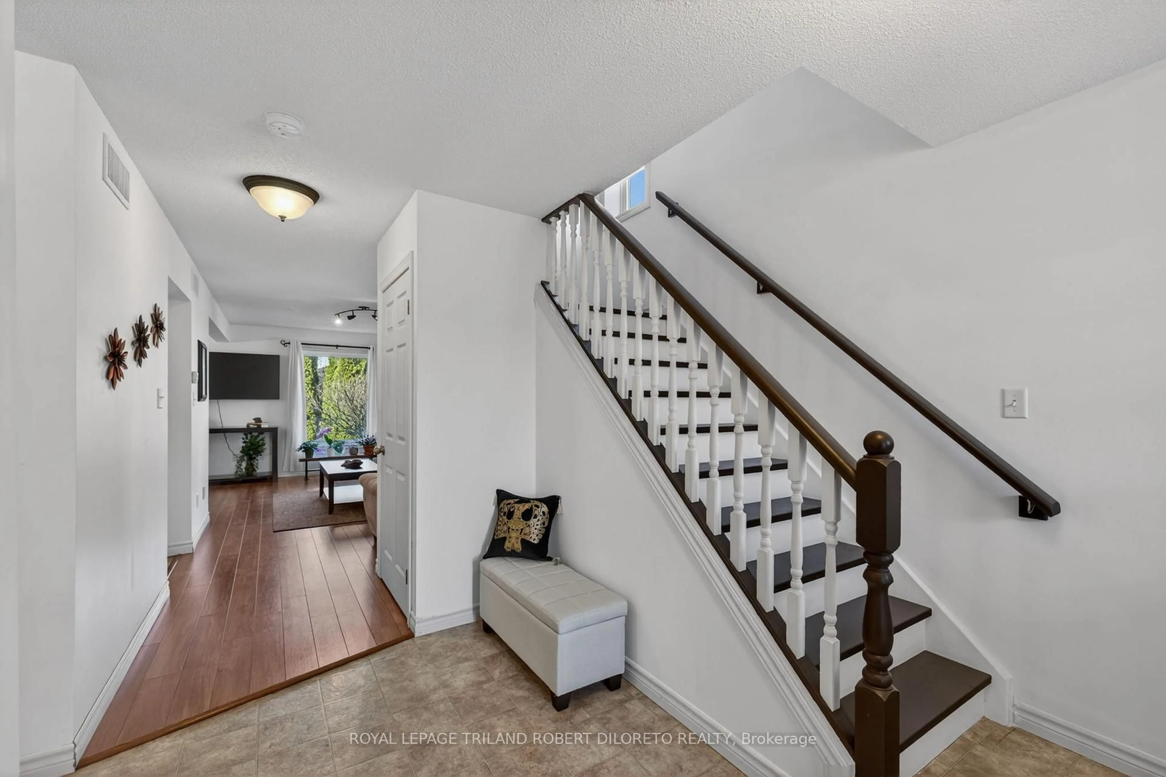 Unknown for 1590 Green Gables Rd, London South Ontario N6M 0A5