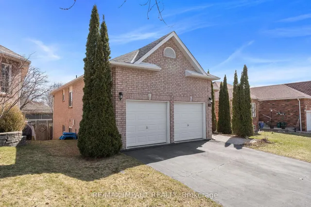 766 Munson Cres, Cobourg 2